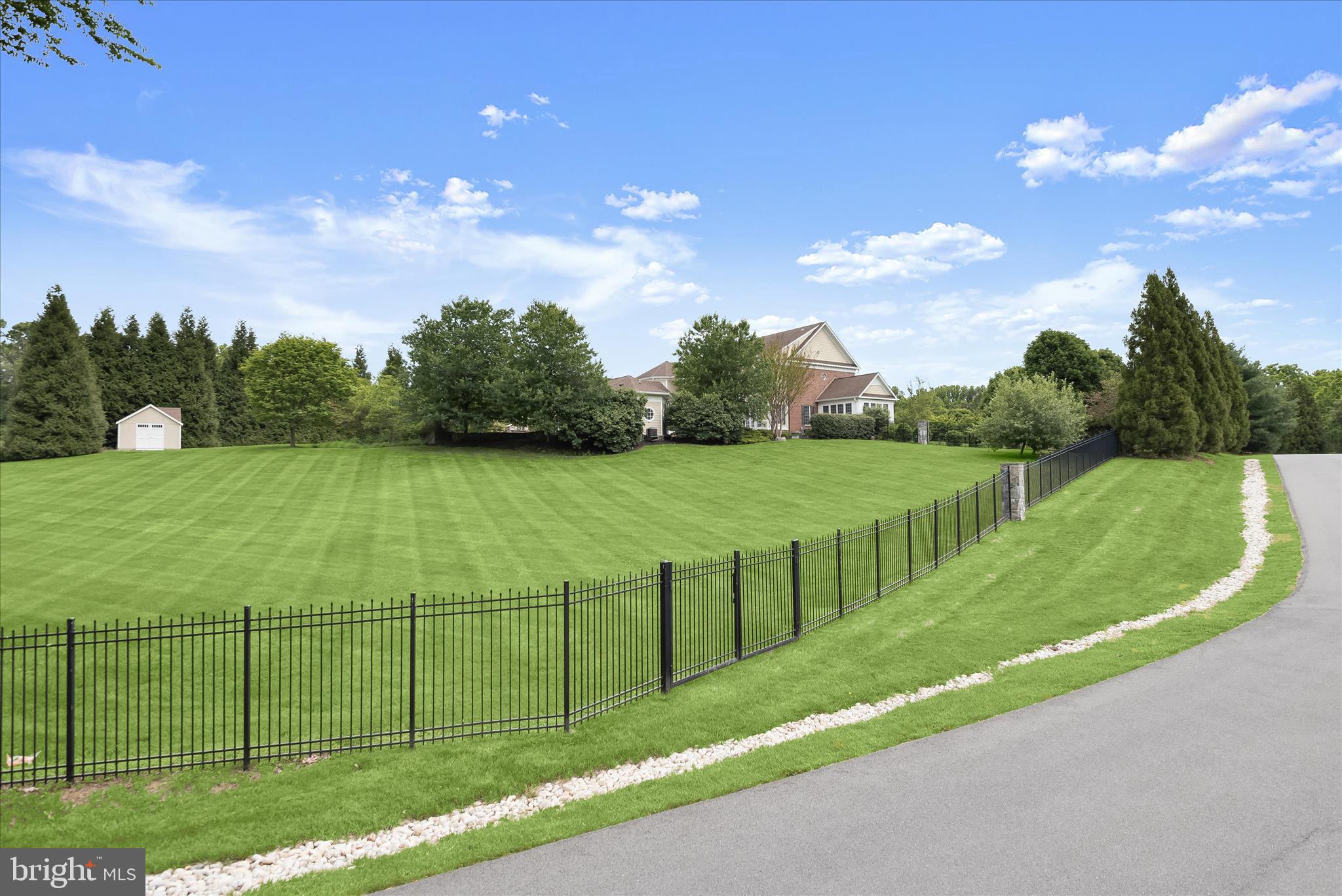 LONGMEADOW - Residential