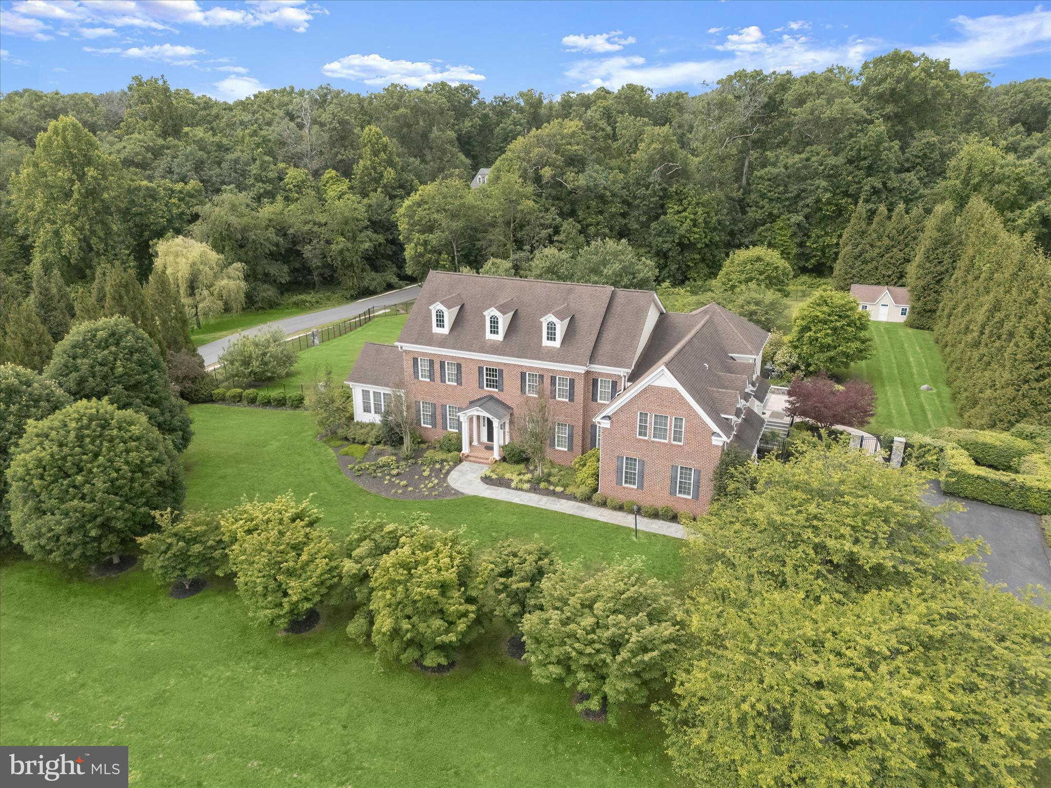 LONGMEADOW - Residential