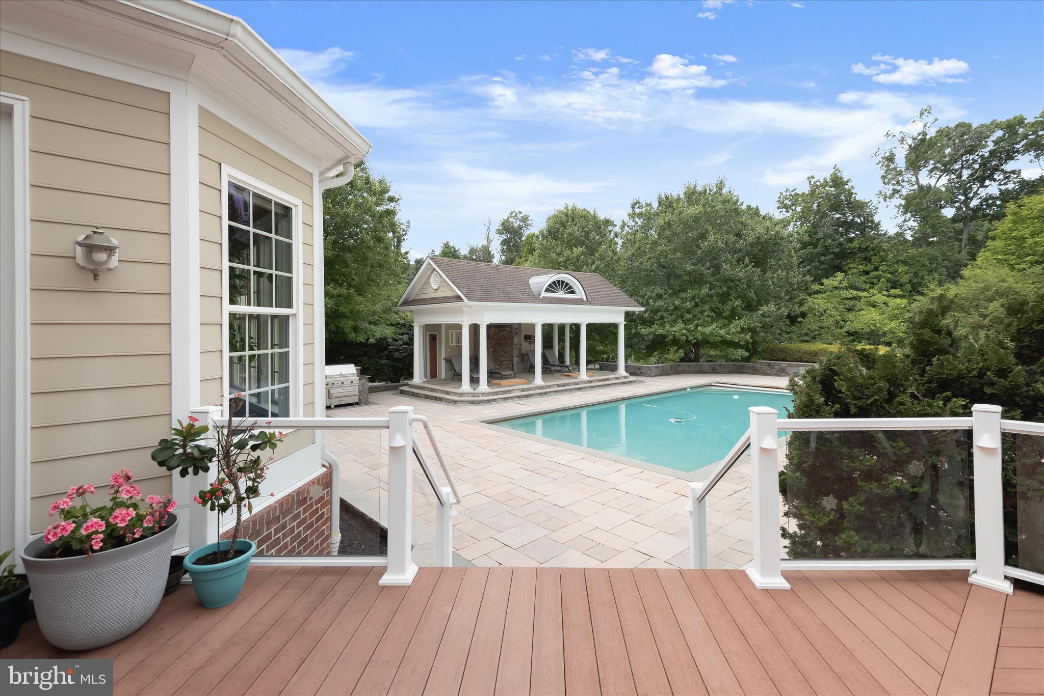 LONGMEADOW - Residential
