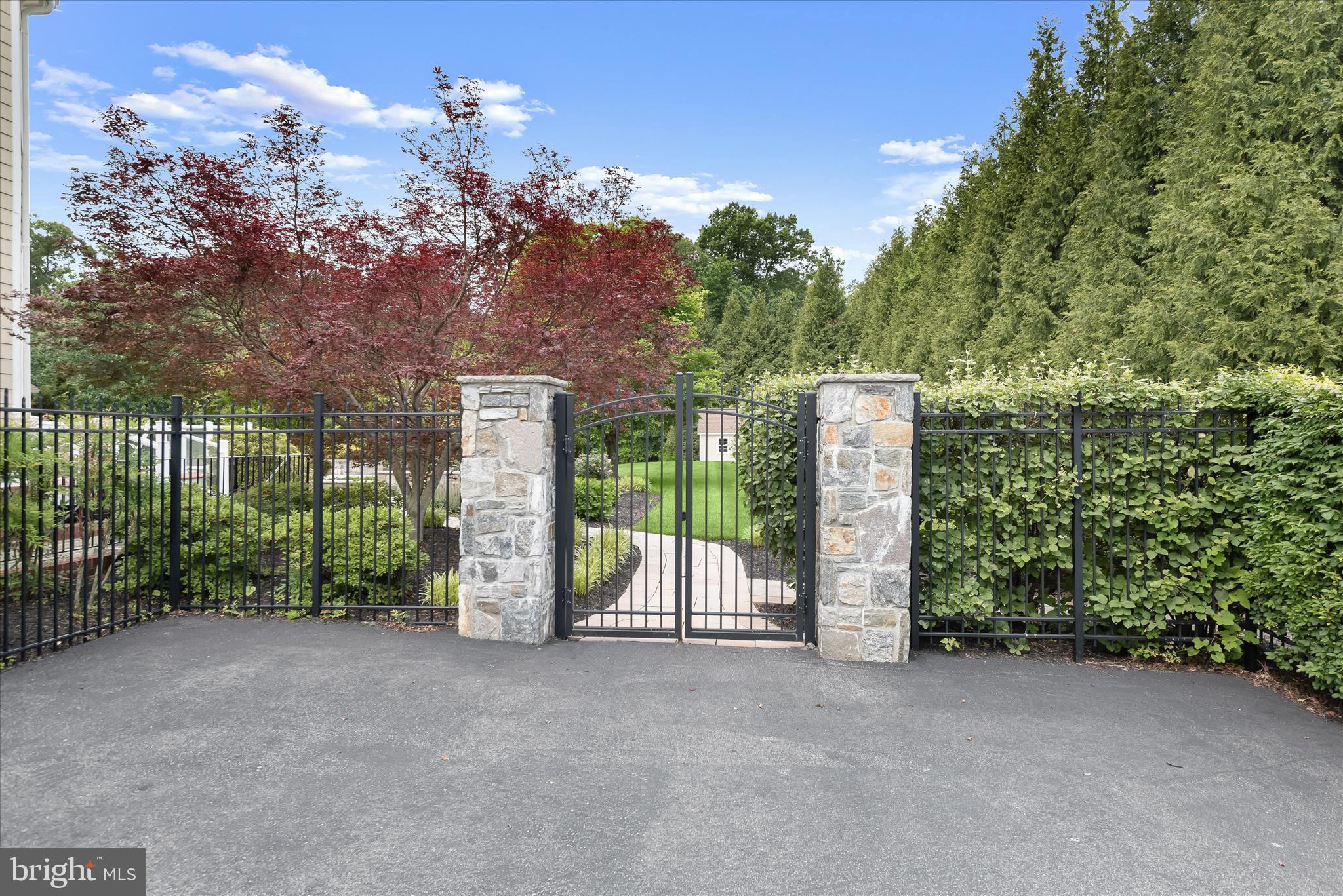 LONGMEADOW - Residential