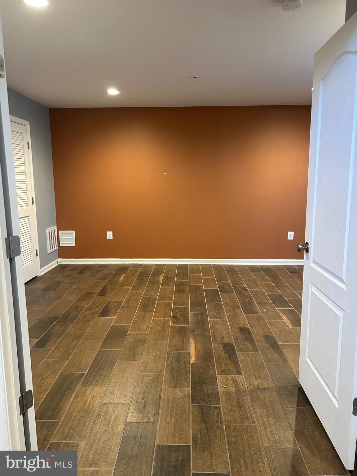 BEECH TREE EAST VILLAGE - Residential Lease