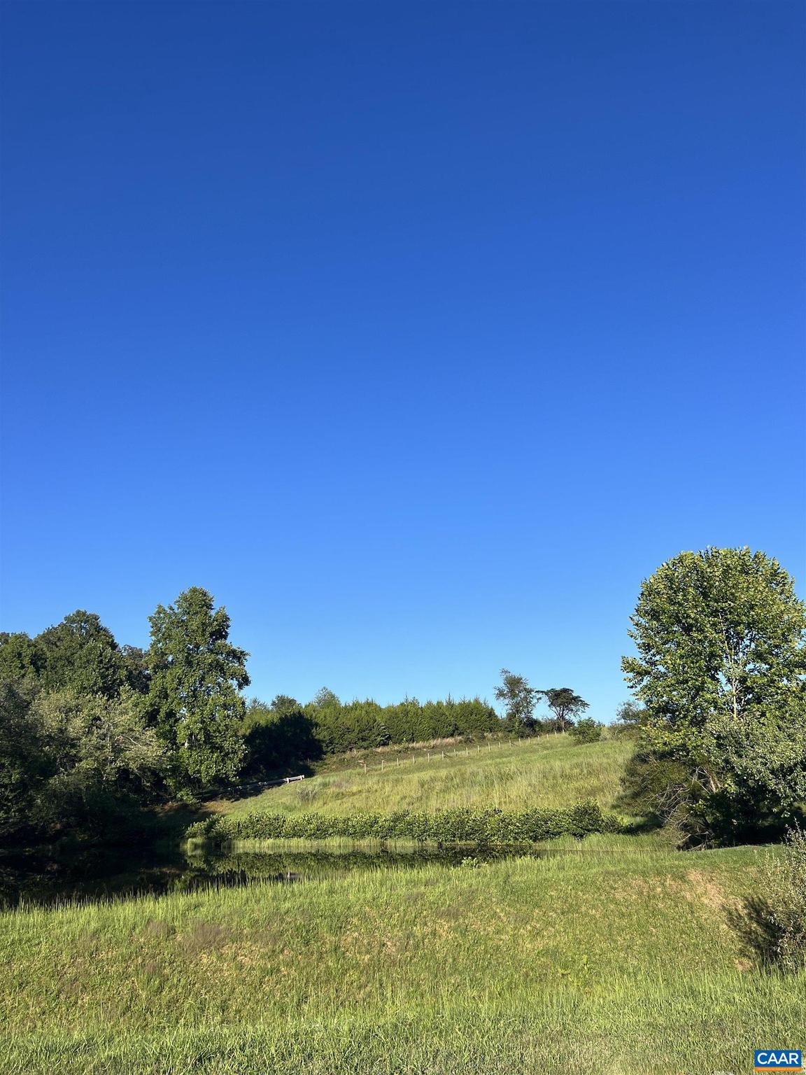 RIDGEWAY FARM - Land