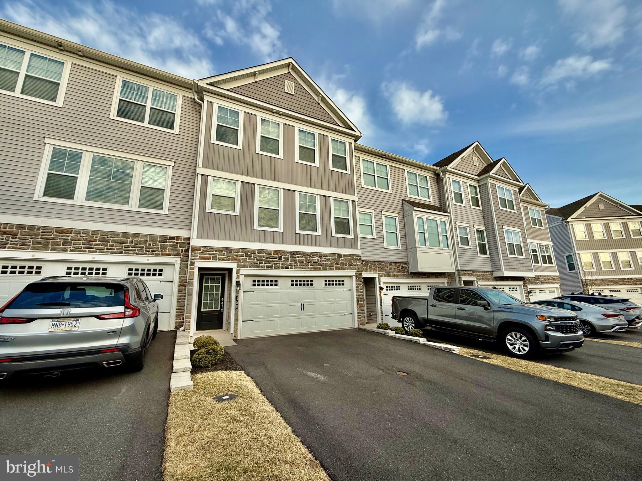 EVERLEIGH - Residential Lease
