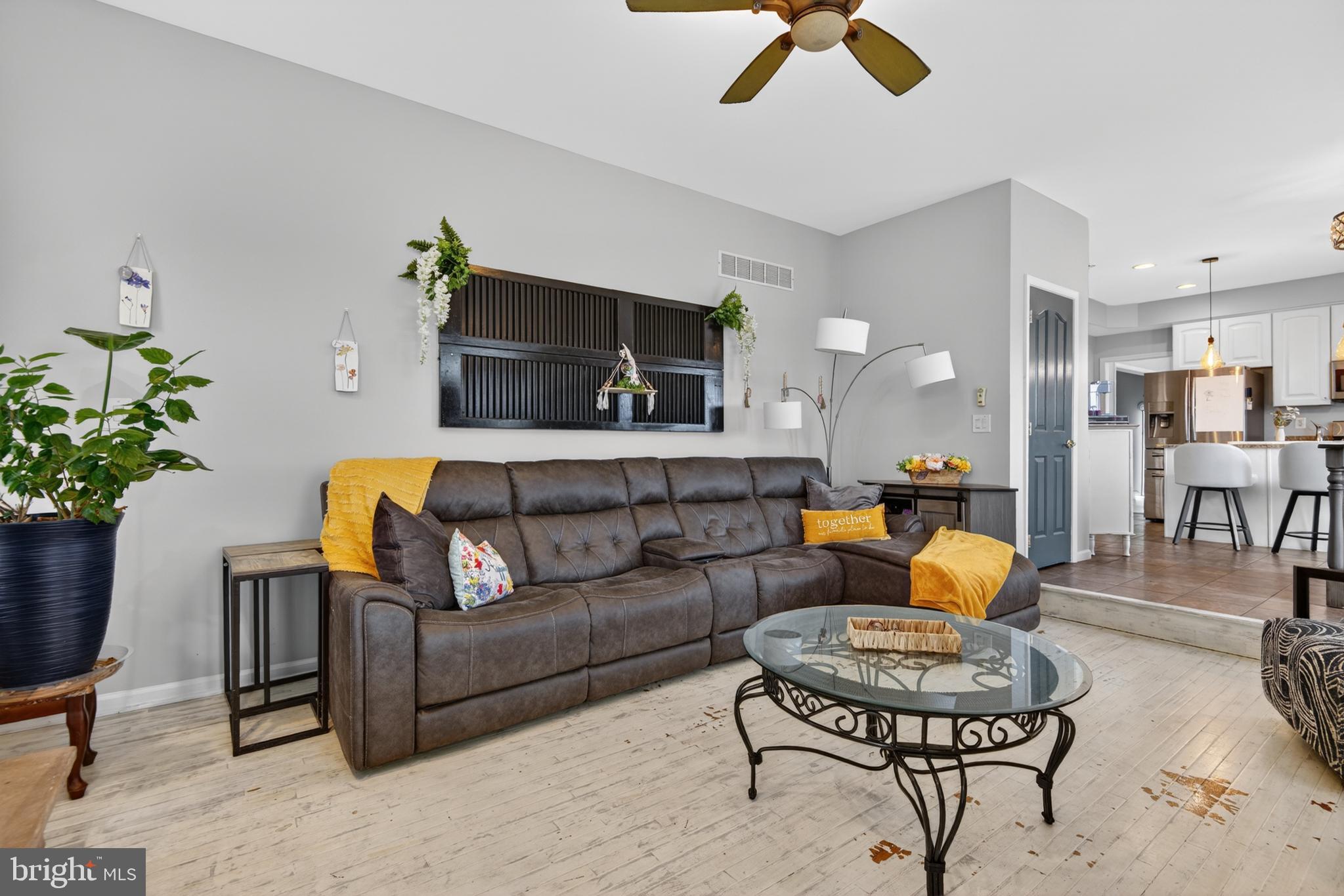 LOGANS RESERVE - Residential