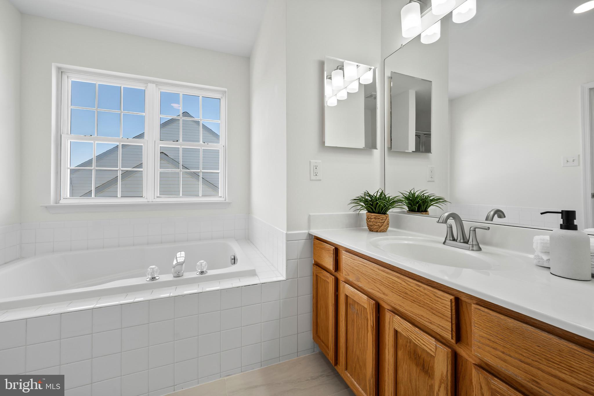 MAGNOLIA WOODS - Residential