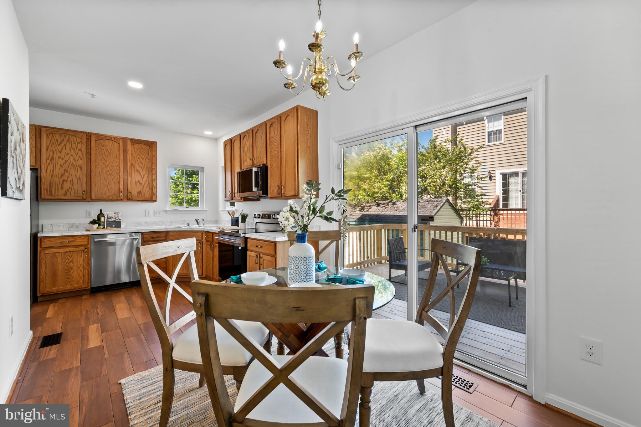 MAGNOLIA WOODS - Residential