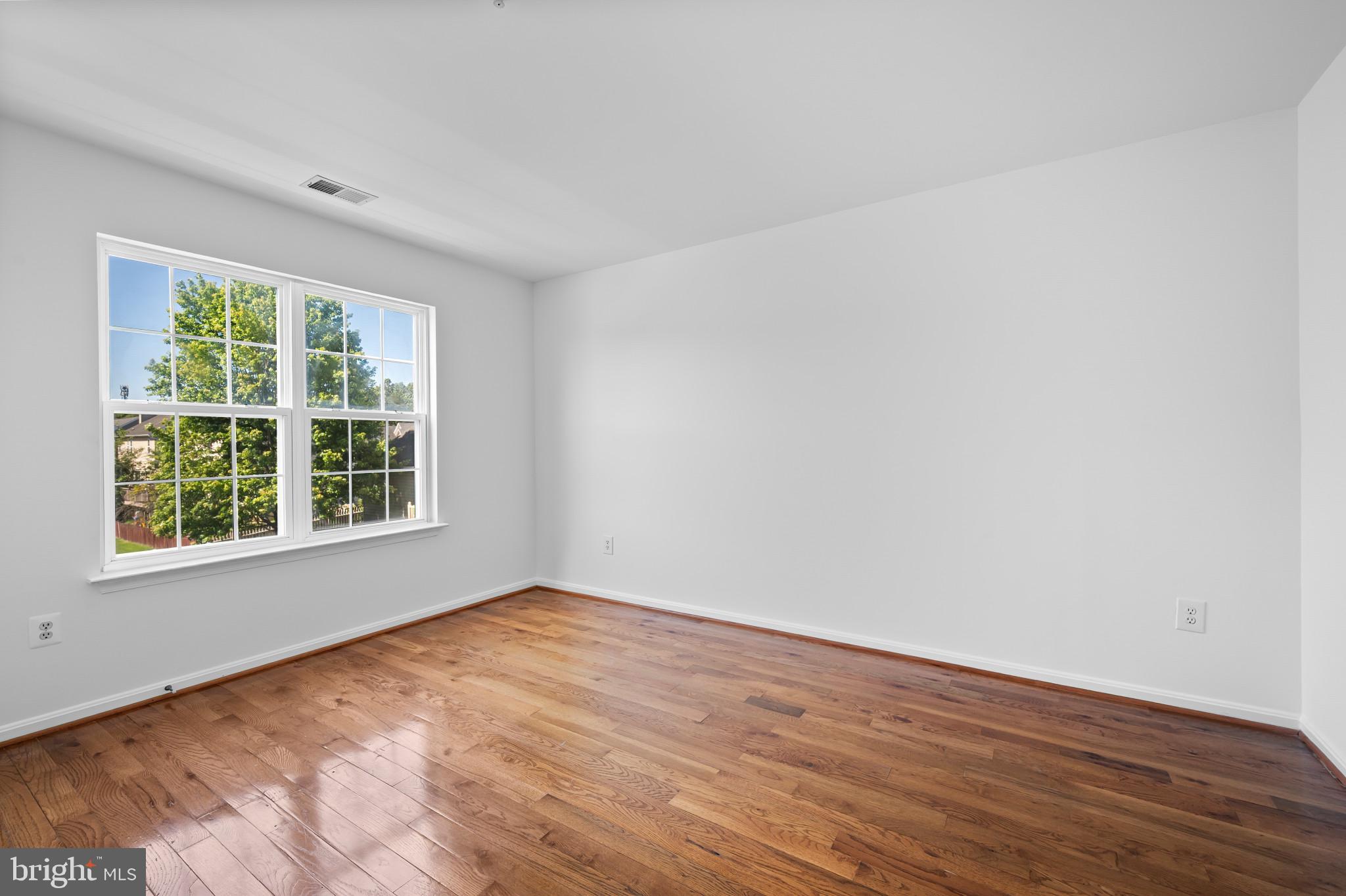 MAGNOLIA WOODS - Residential