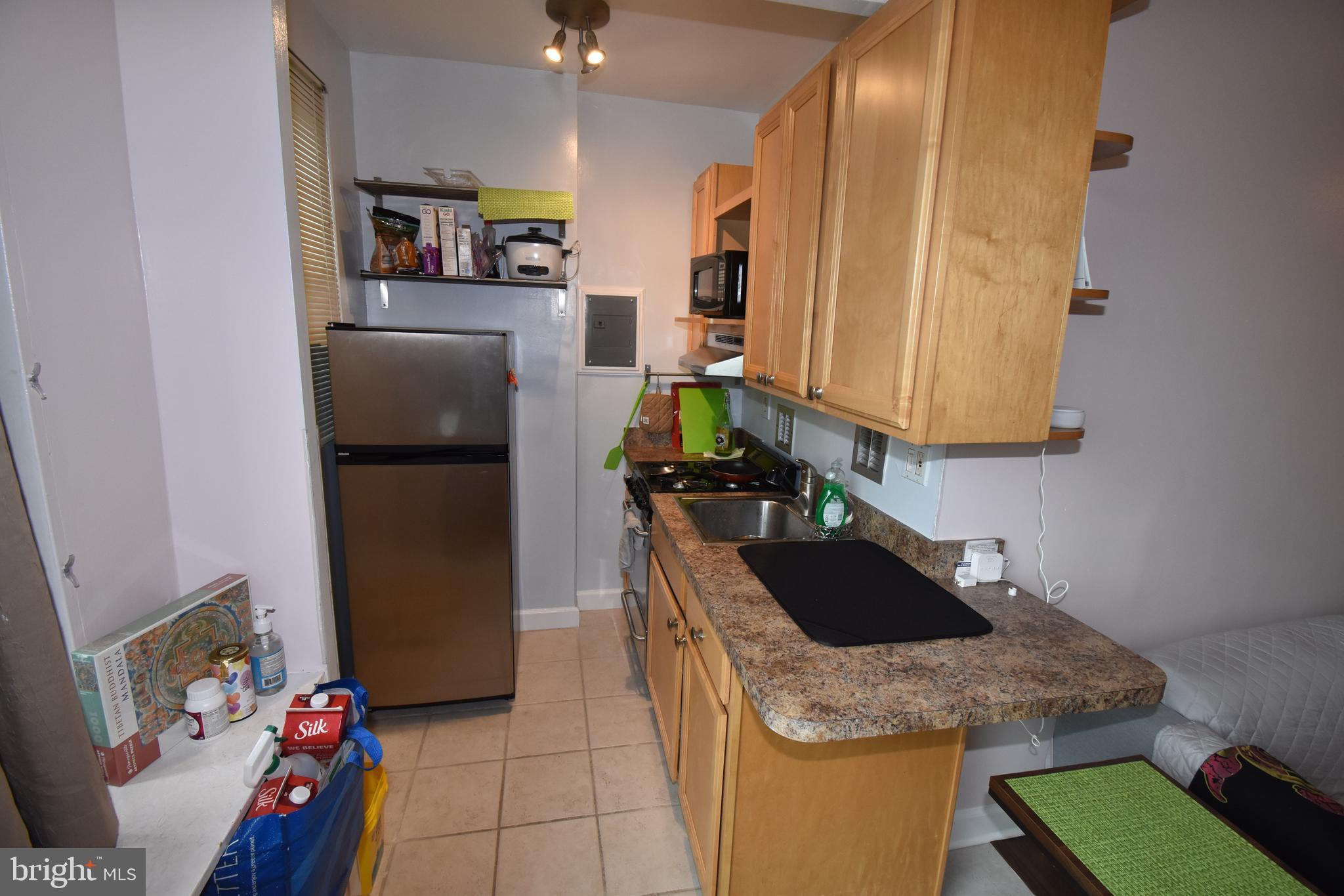 RIVER PLACE - Residential Lease