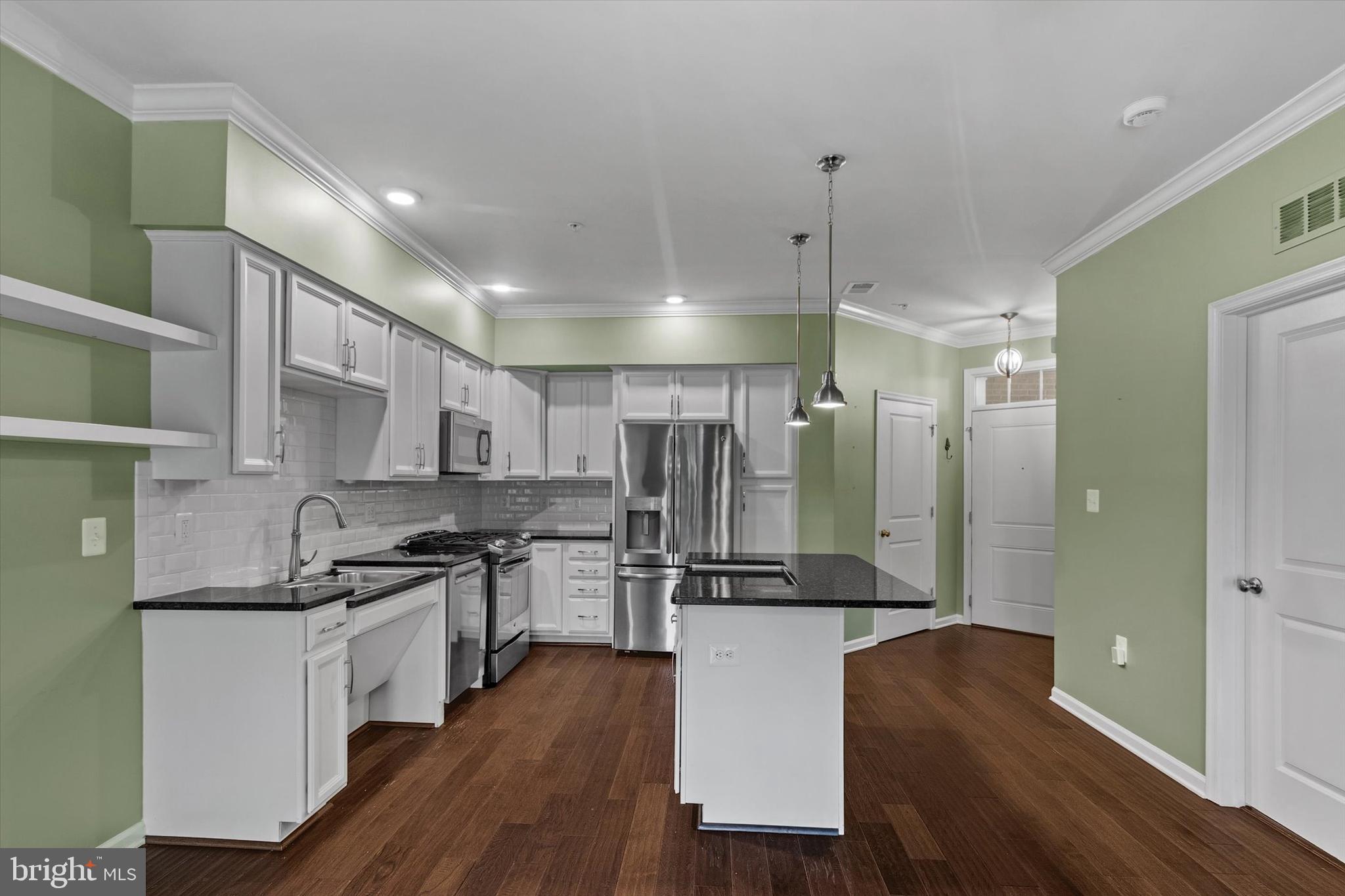 LOUDOUN VALLEY BUCKINGHAM - Residential Lease