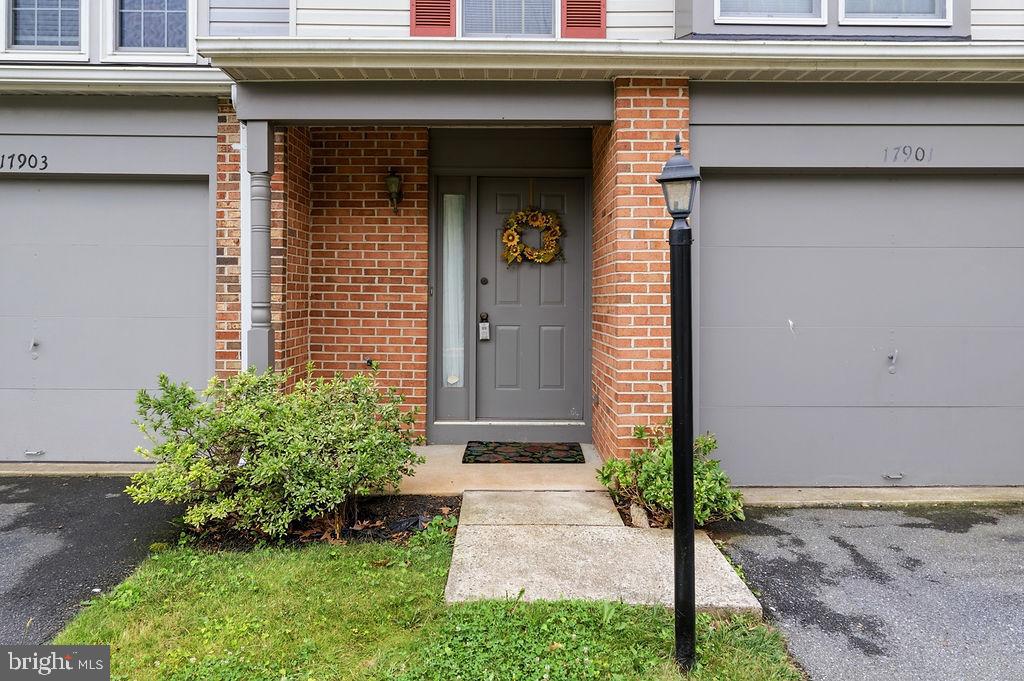 MINERAL SPRINGS VILL TH - Residential