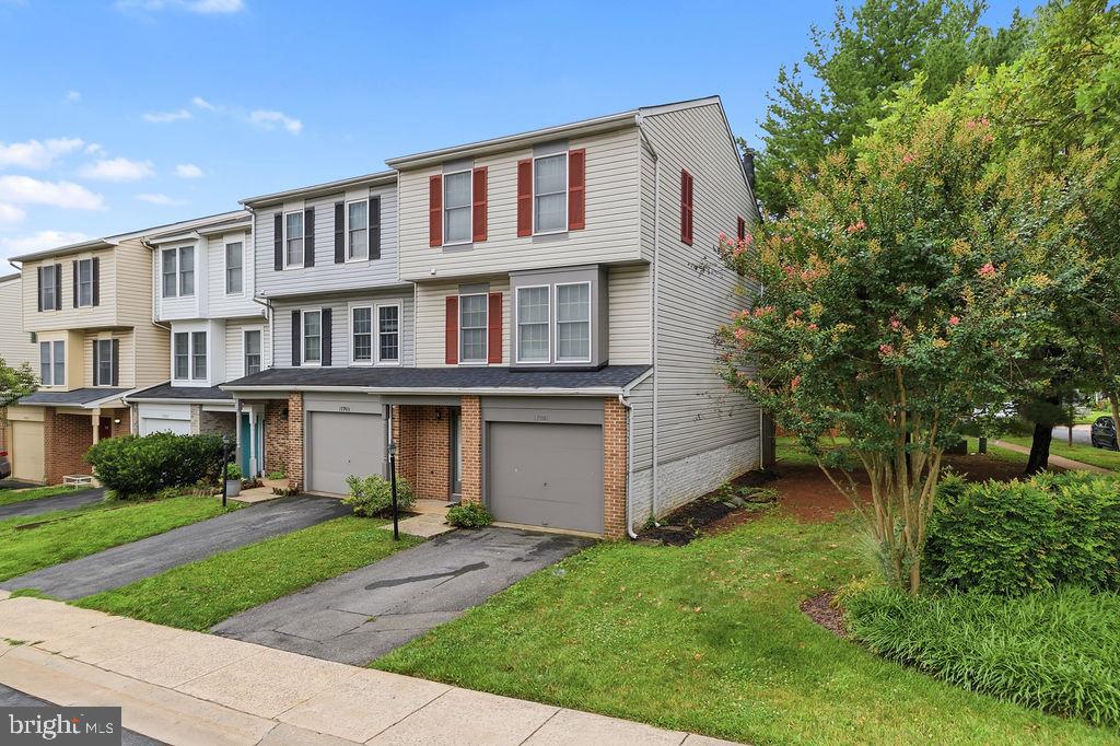 MINERAL SPRINGS VILL TH - Residential