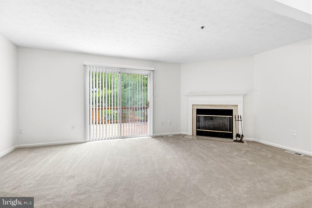MINERAL SPRINGS VILL TH - Residential