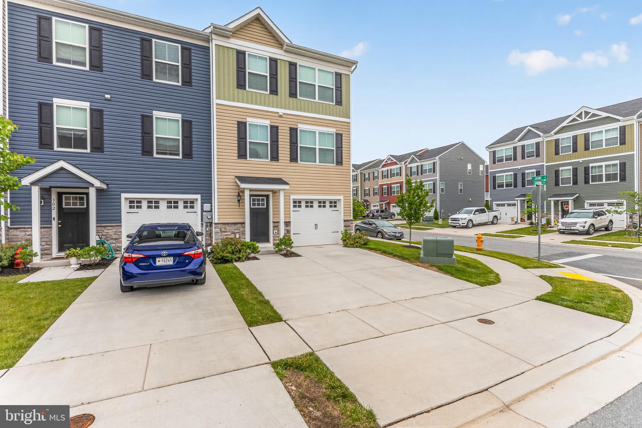 MEADE'S CROSSING - Residential