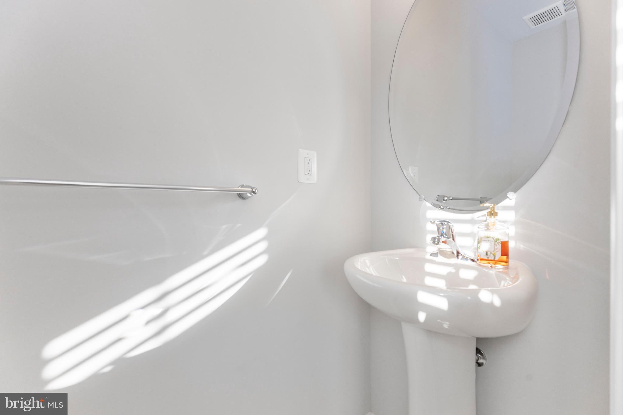MEADE'S CROSSING - Residential