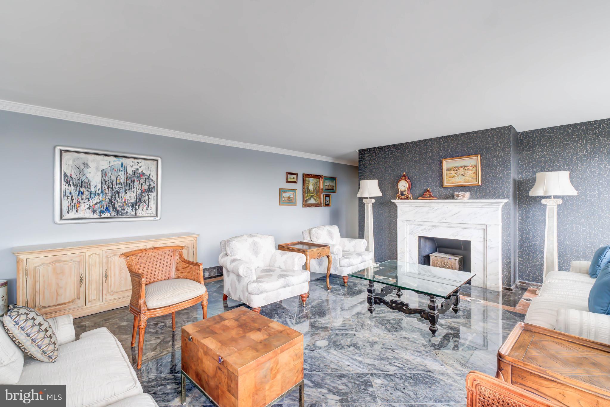 FOGGY BOTTOM - Residential