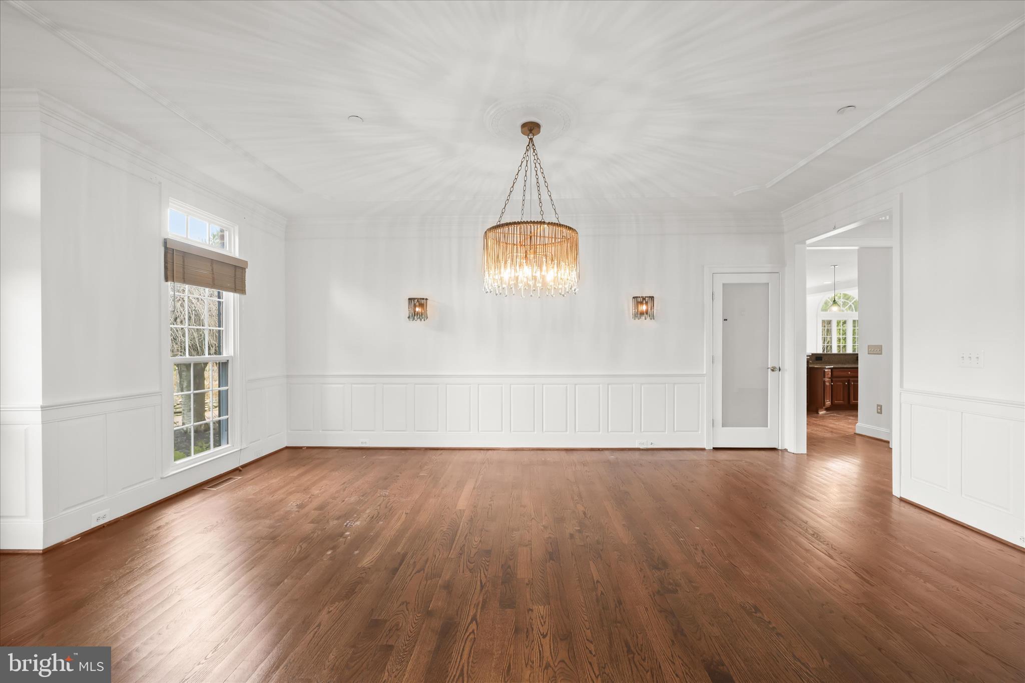 TWIN LAKES - Residential