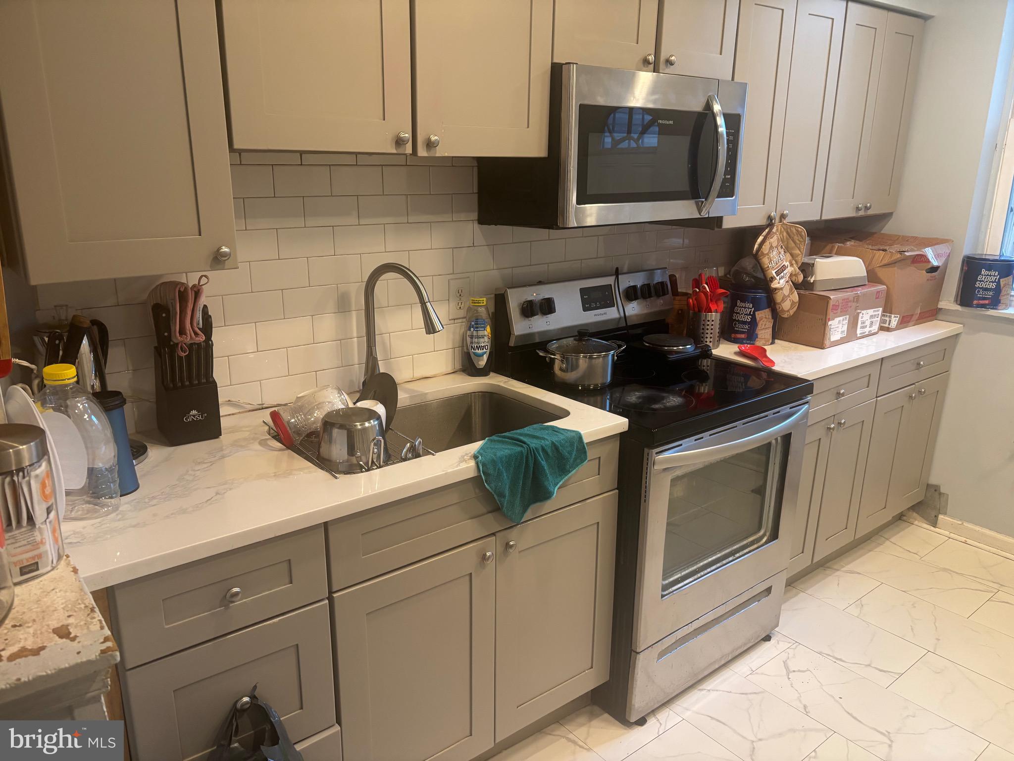 NORRIS SQUARE - Residential