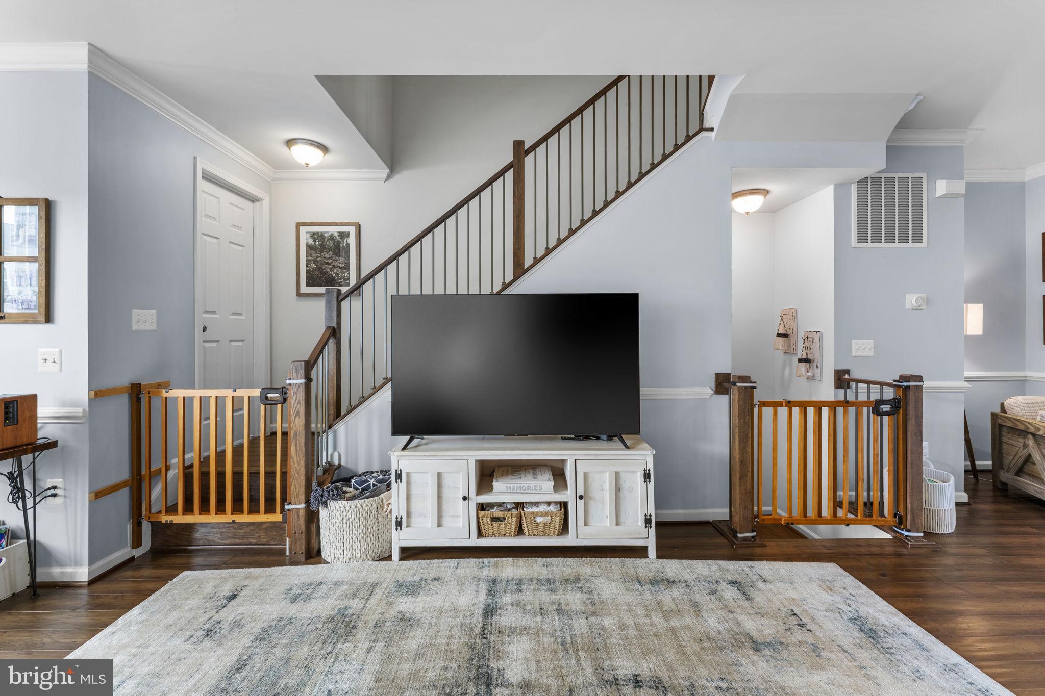 MAYFAIR - Residential