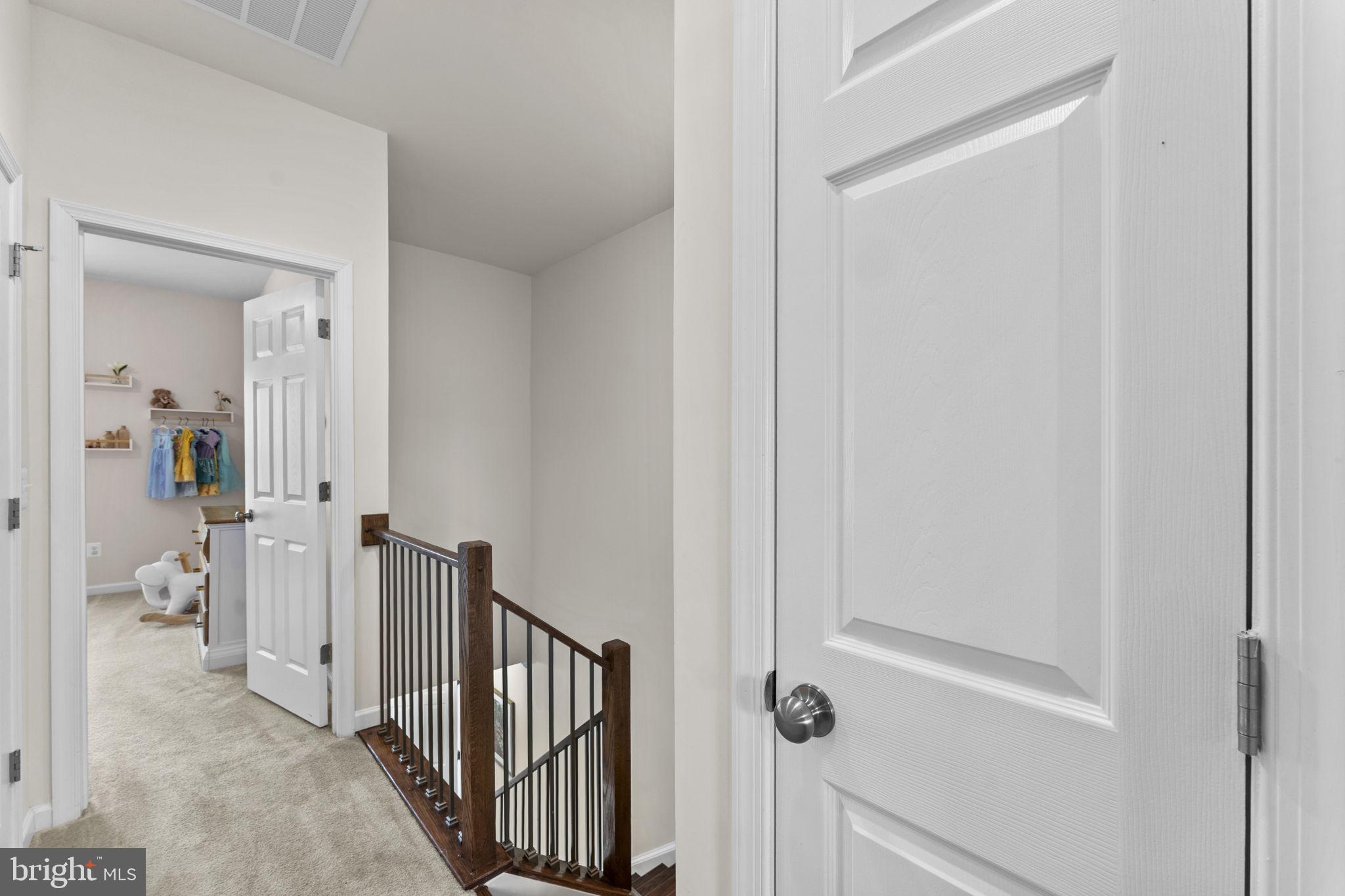 MAYFAIR - Residential