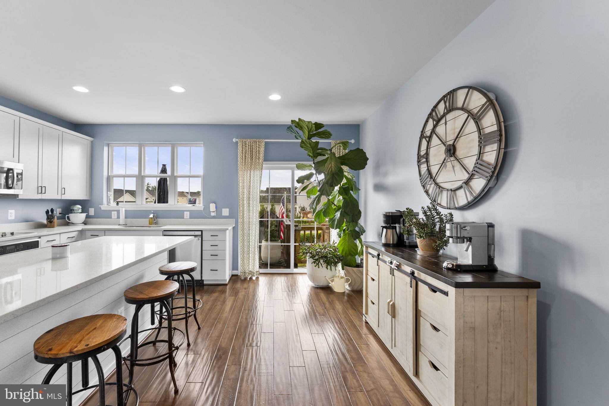 MAYFAIR - Residential