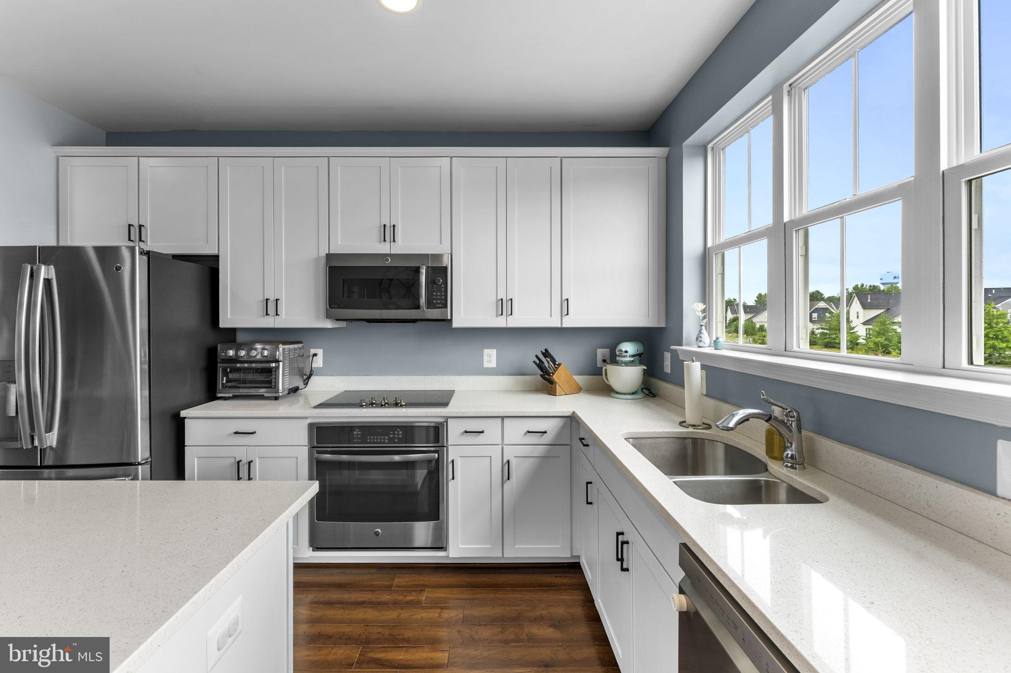 MAYFAIR - Residential
