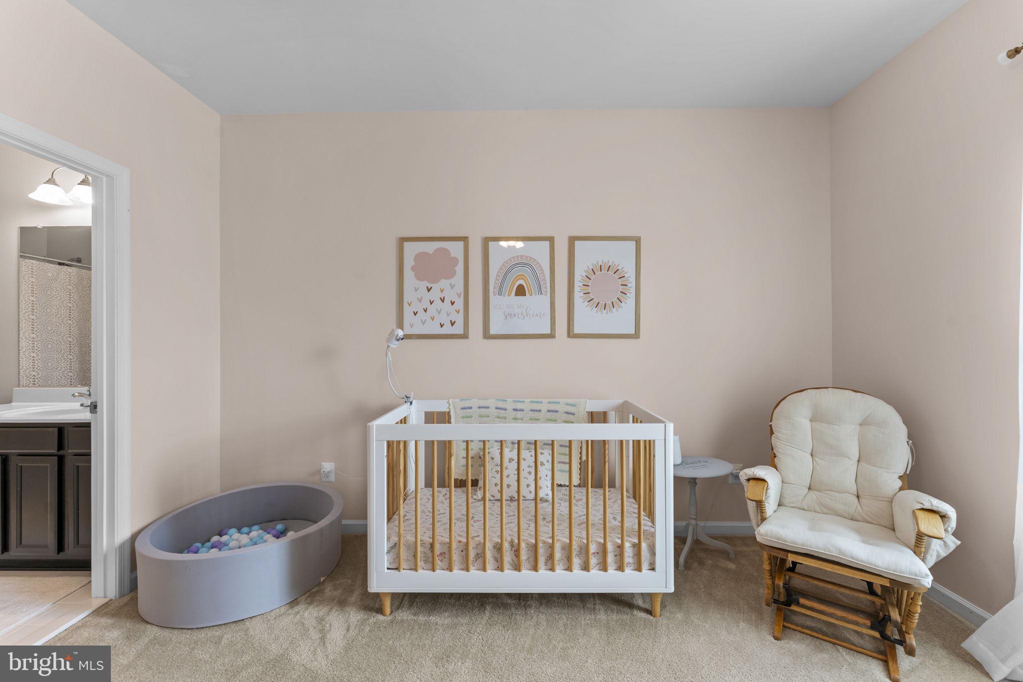 MAYFAIR - Residential