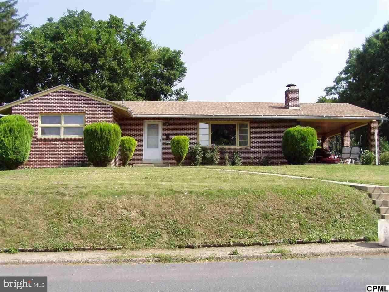 Conveniently located ranch style home on corner lot in Paxtang Borough. Home features 3 first floor BR and 1.5 bath. Lower level area can be used as separate in-law quarters or extra bedroom & living area w/full bath. Formal living room & dining room w/hardwood floors throughout. Off-street parking & private yard. Newer roof. Close to park, shopping, & major highways. Seller is motivated - show and bring your reasonable offers.
