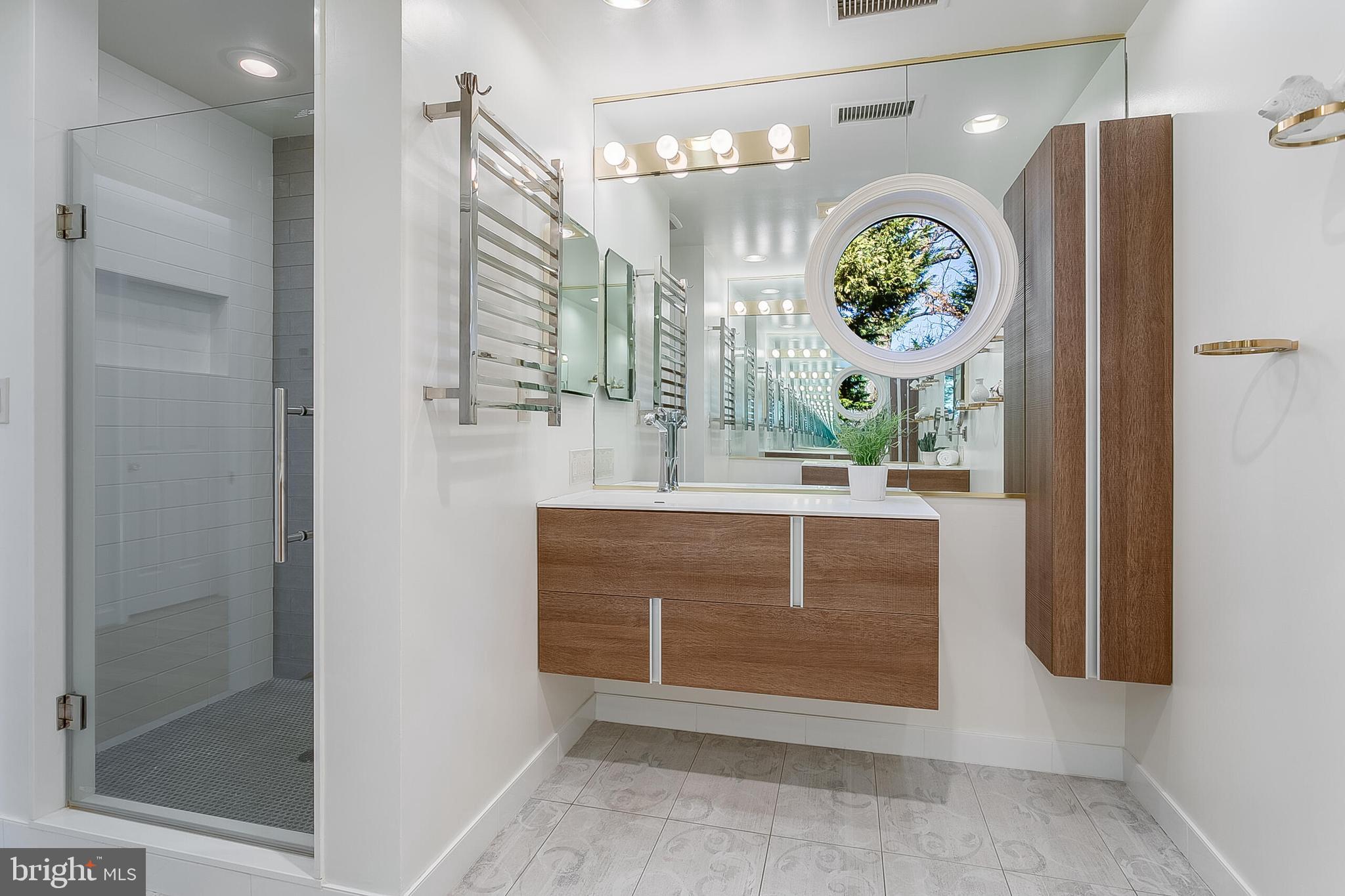 BERKLEY - Residential