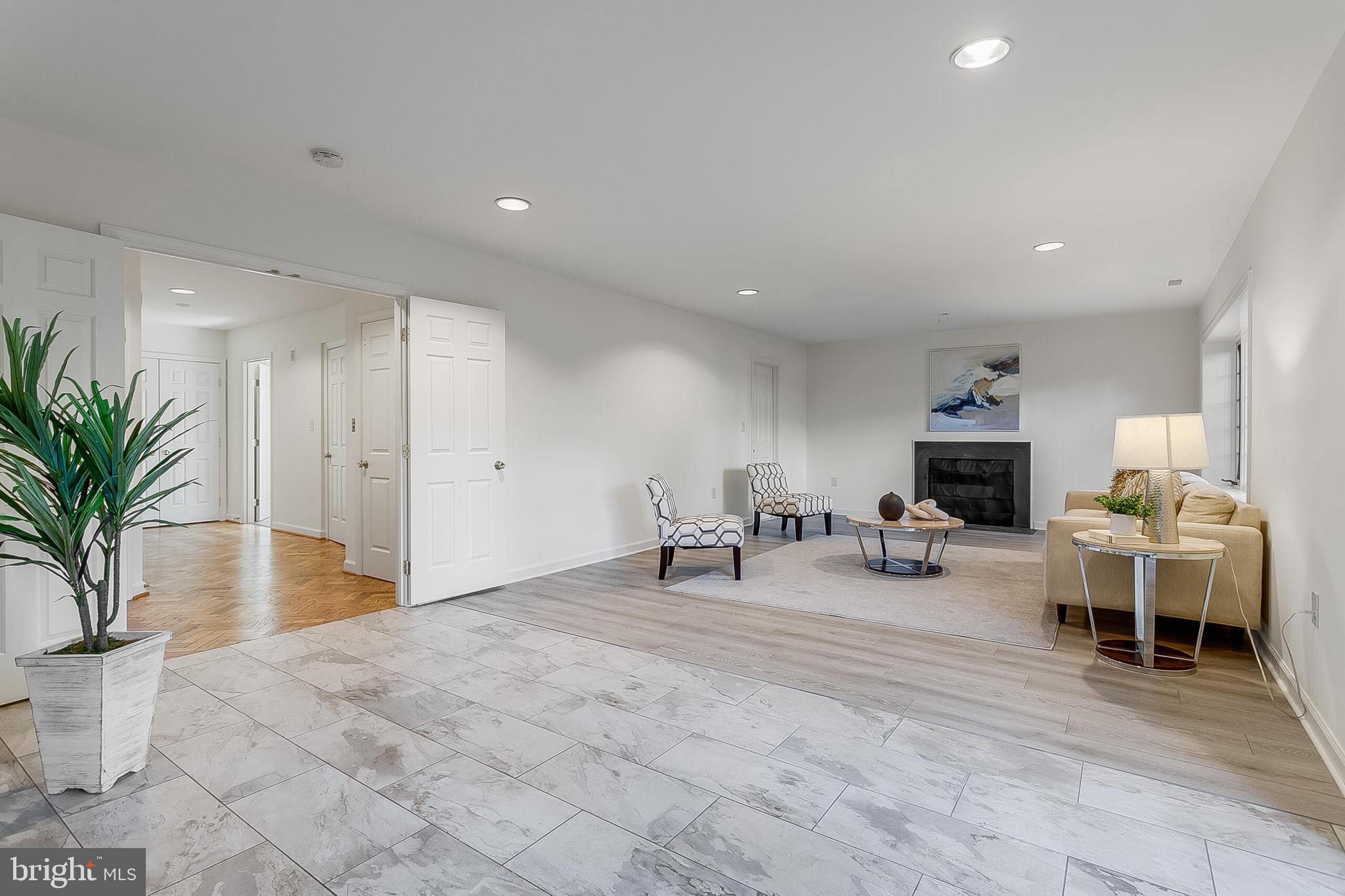 BERKLEY - Residential