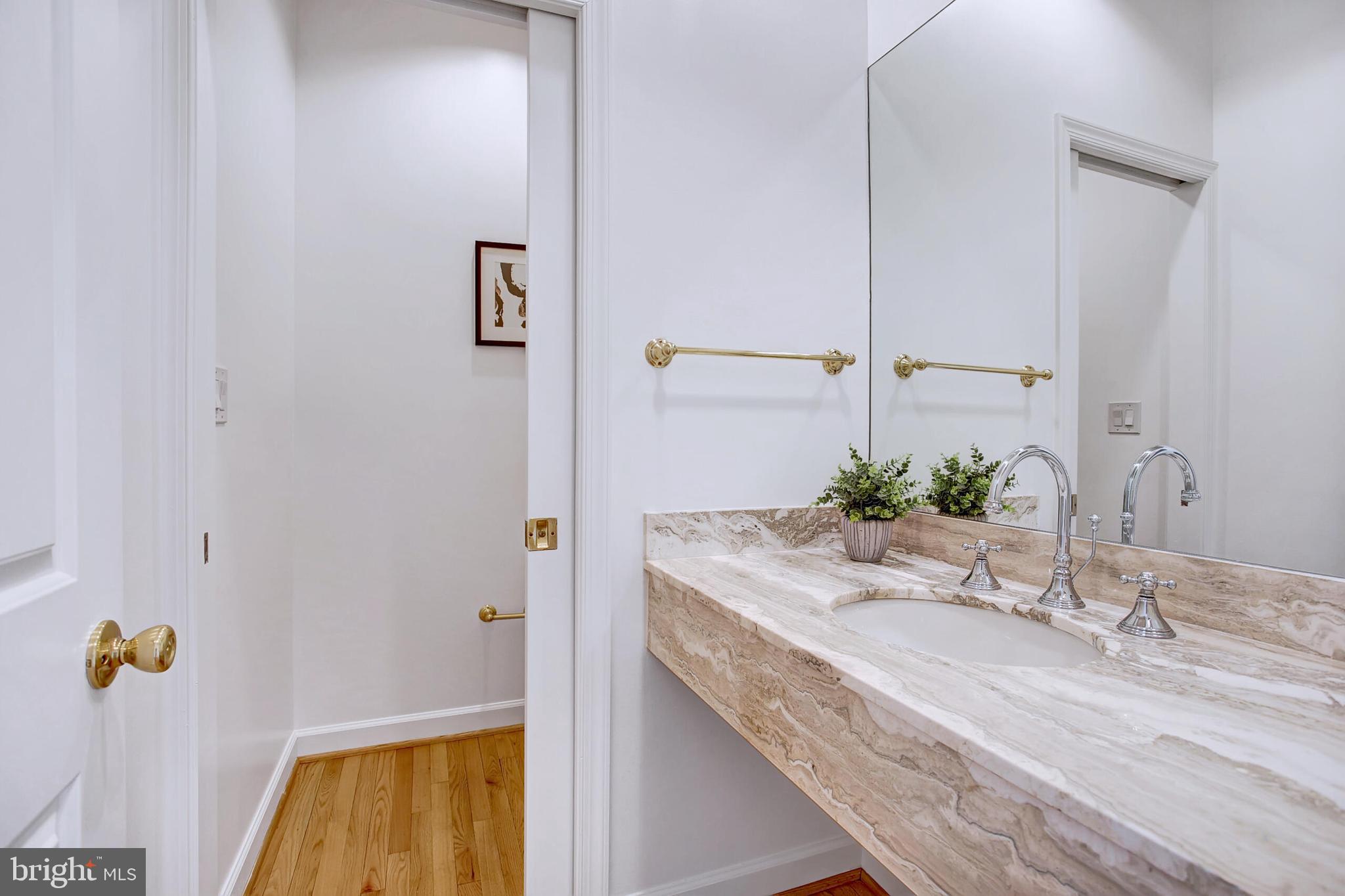 BERKLEY - Residential