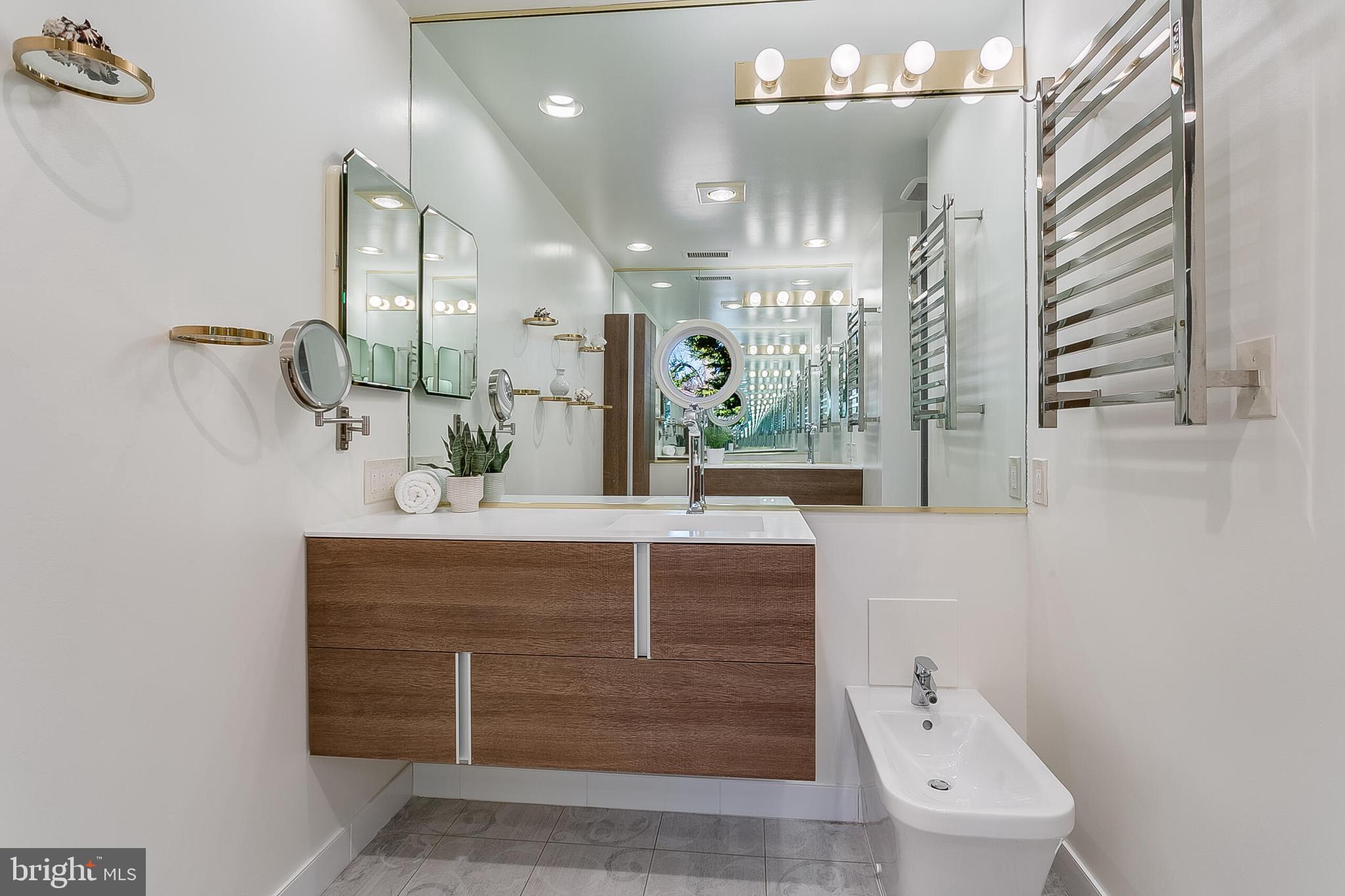 BERKLEY - Residential