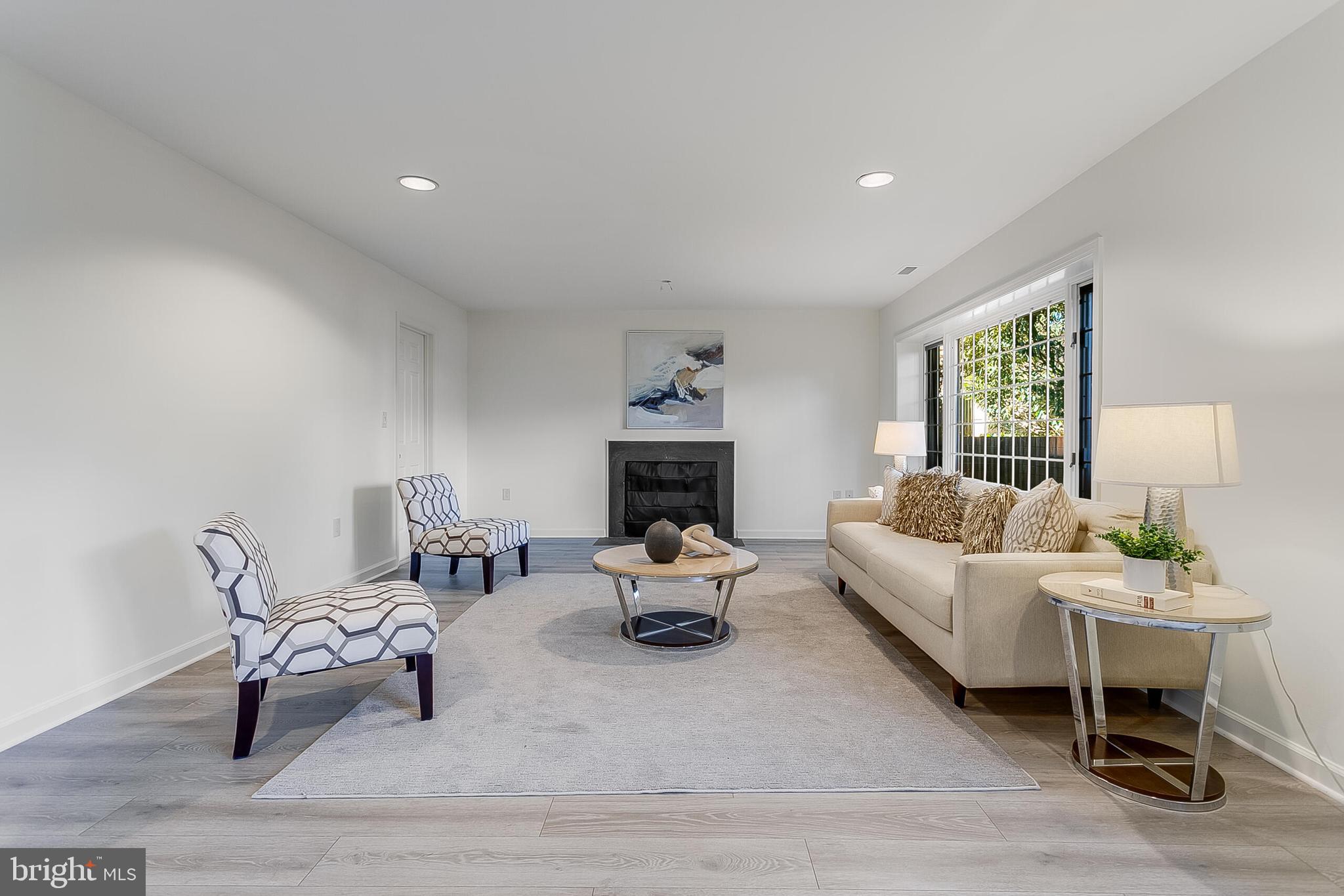 BERKLEY - Residential