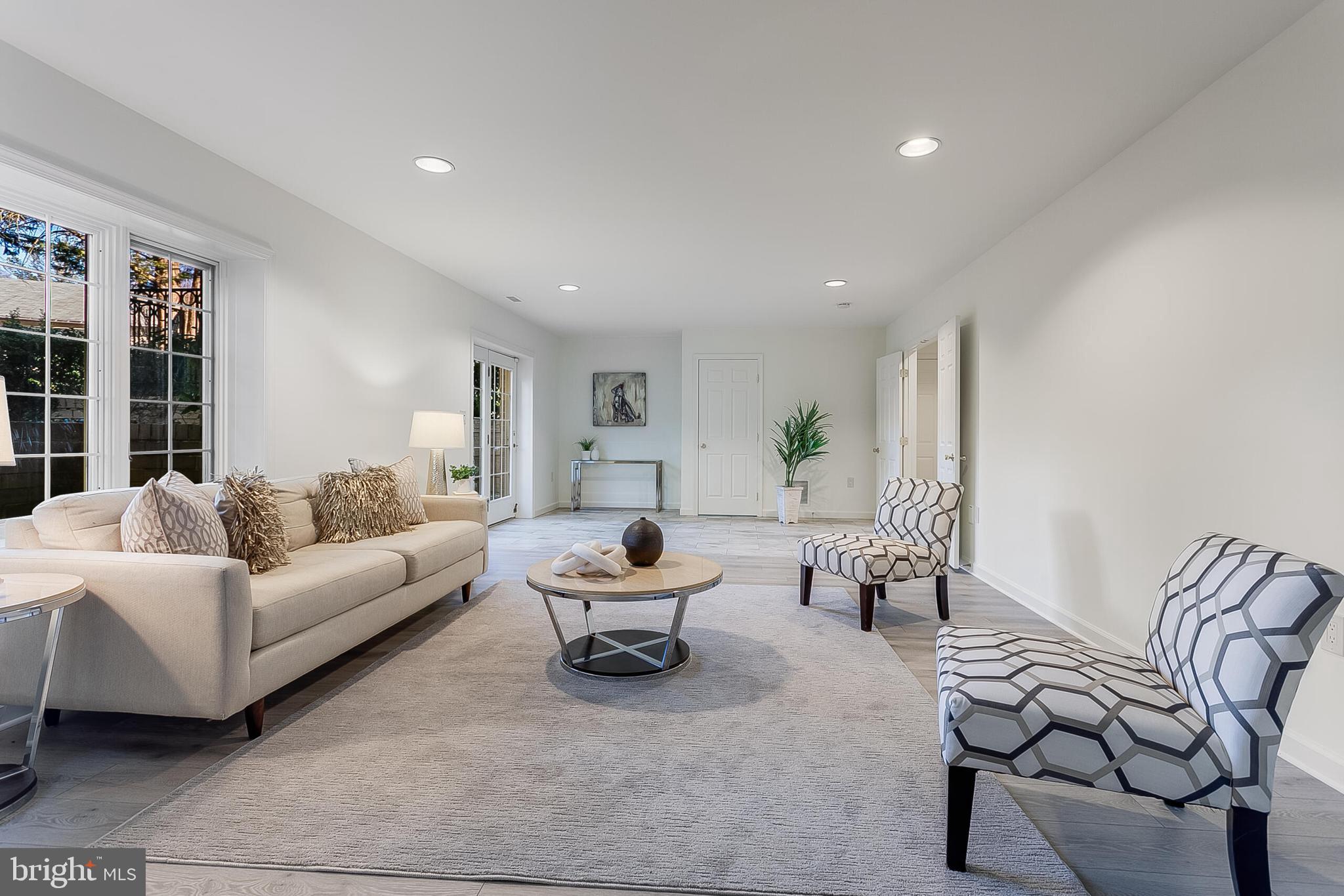 BERKLEY - Residential