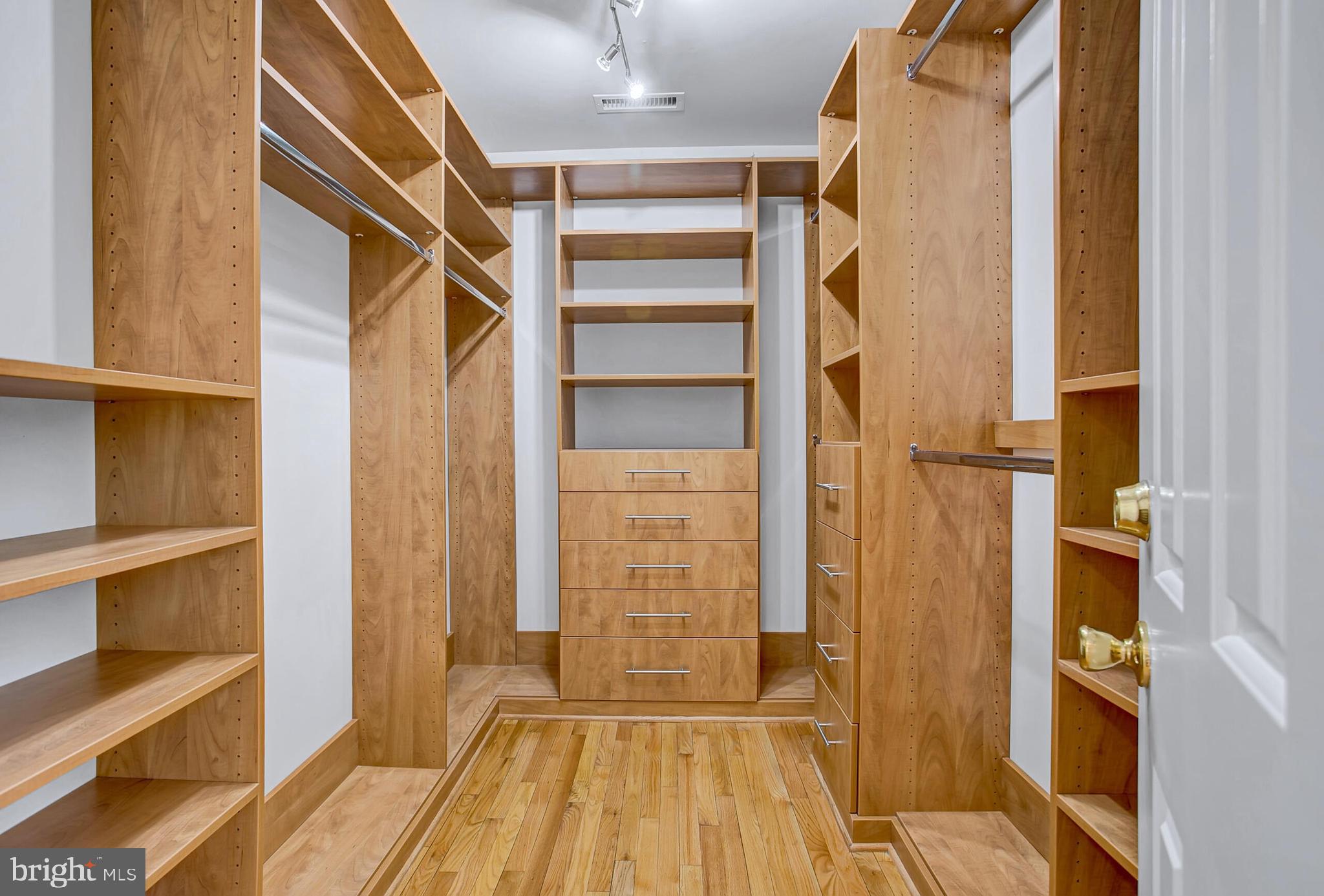 BERKLEY - Residential