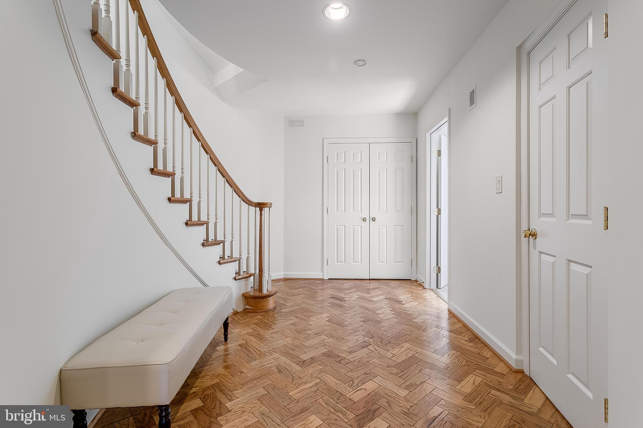 BERKLEY - Residential