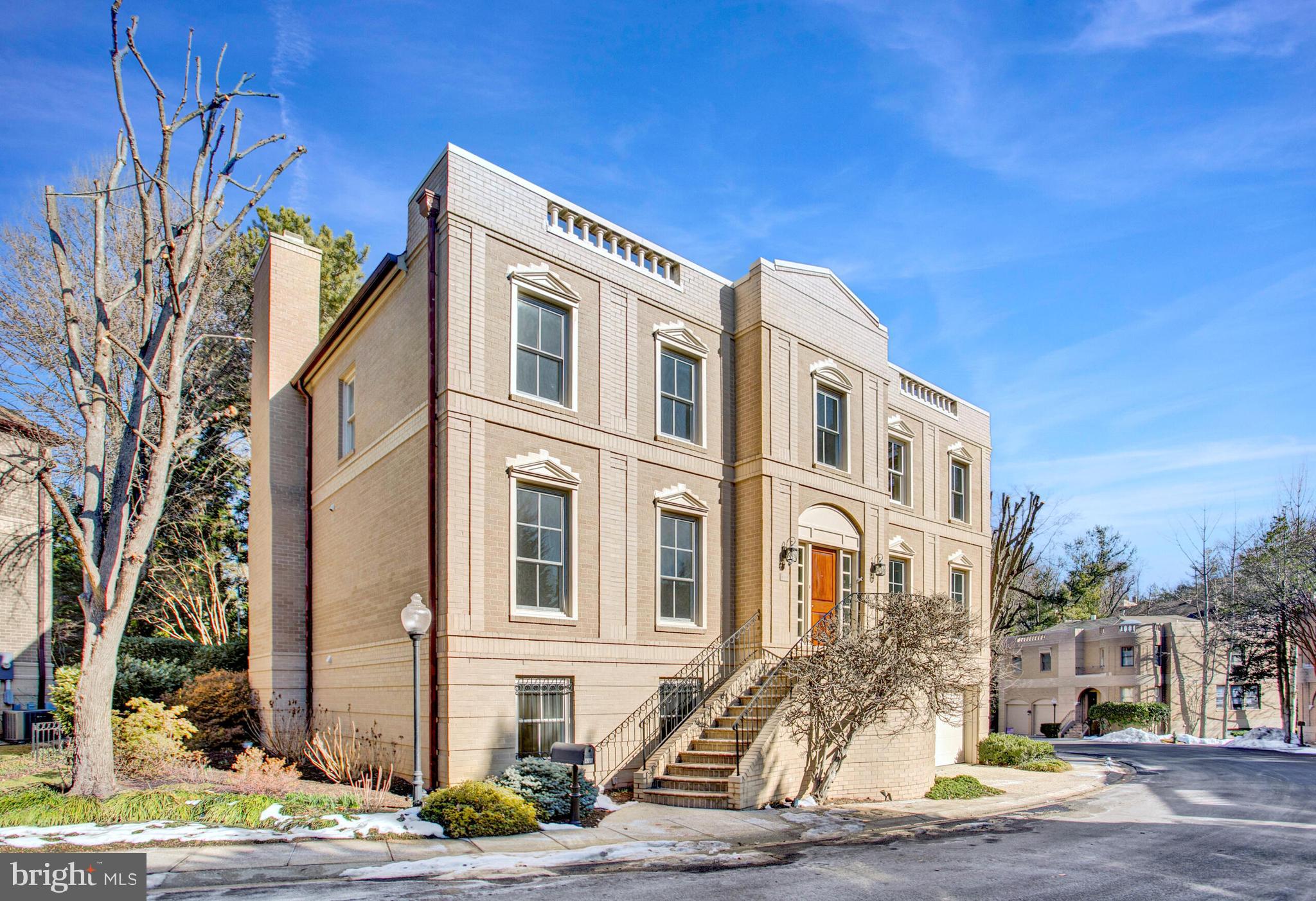 BERKLEY - Residential