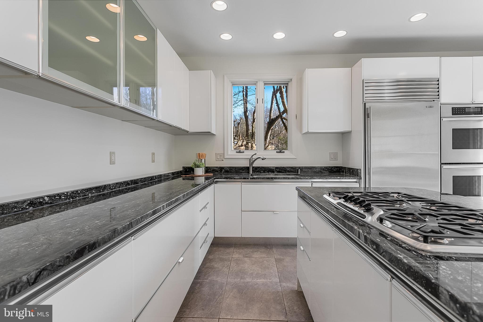 BERKLEY - Residential