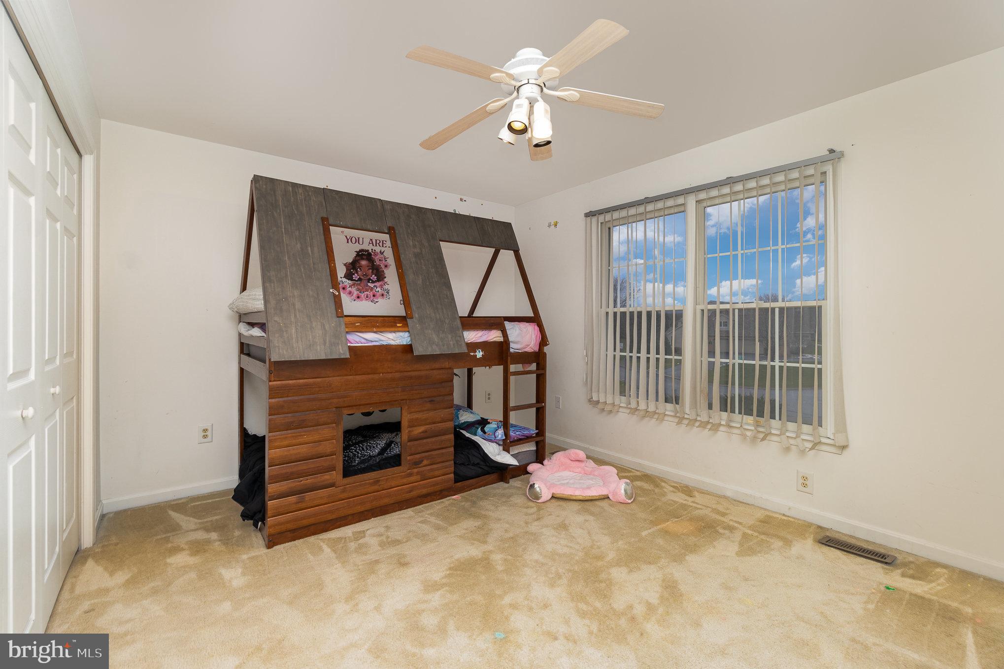 ROLLING HILLS ESTATES - Residential