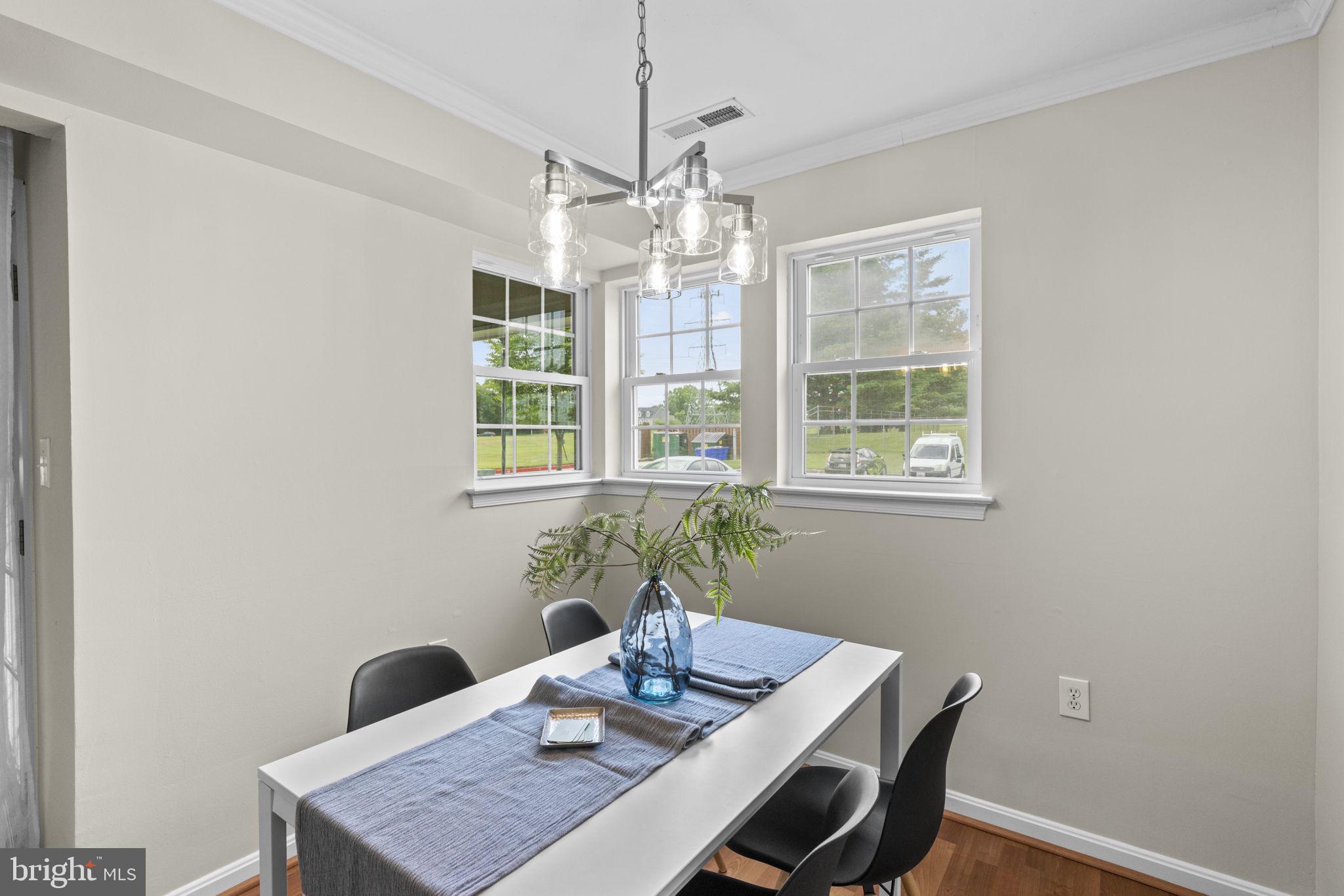 MONTGOMERY RUN - Residential