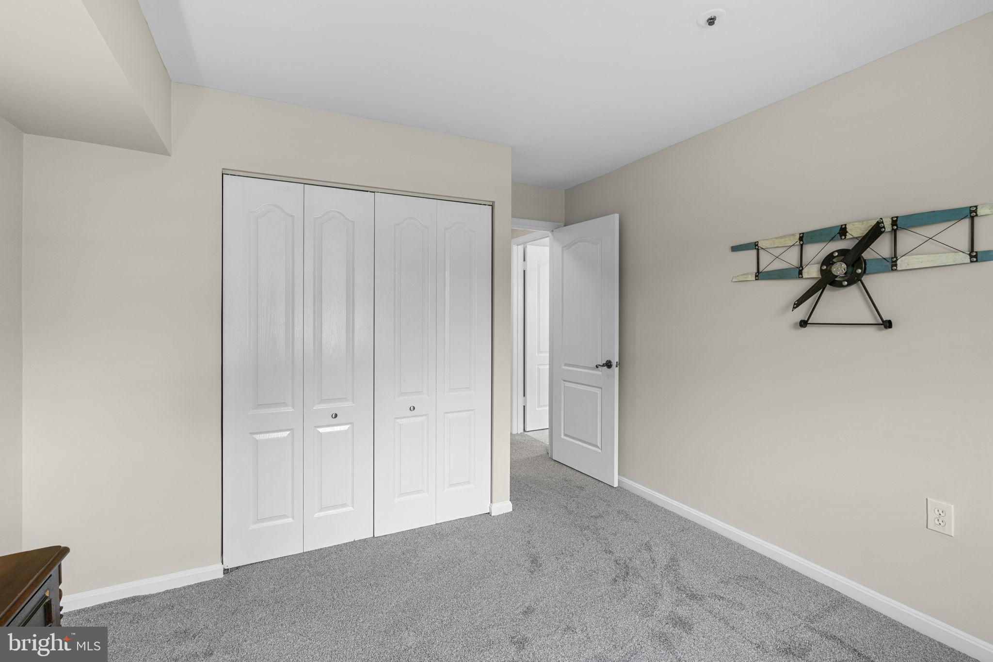 MONTGOMERY RUN - Residential