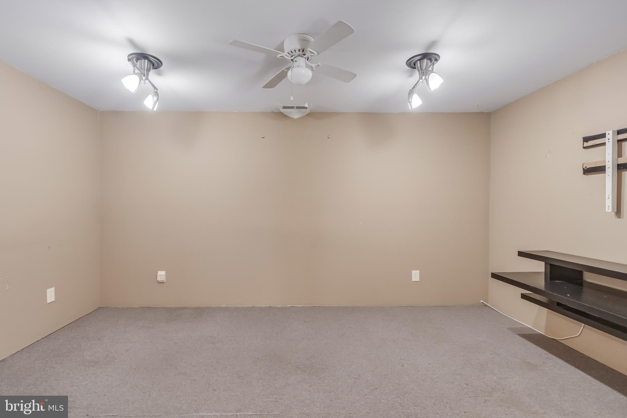 POINTER RIDGE AT COLLINGTON - Residential