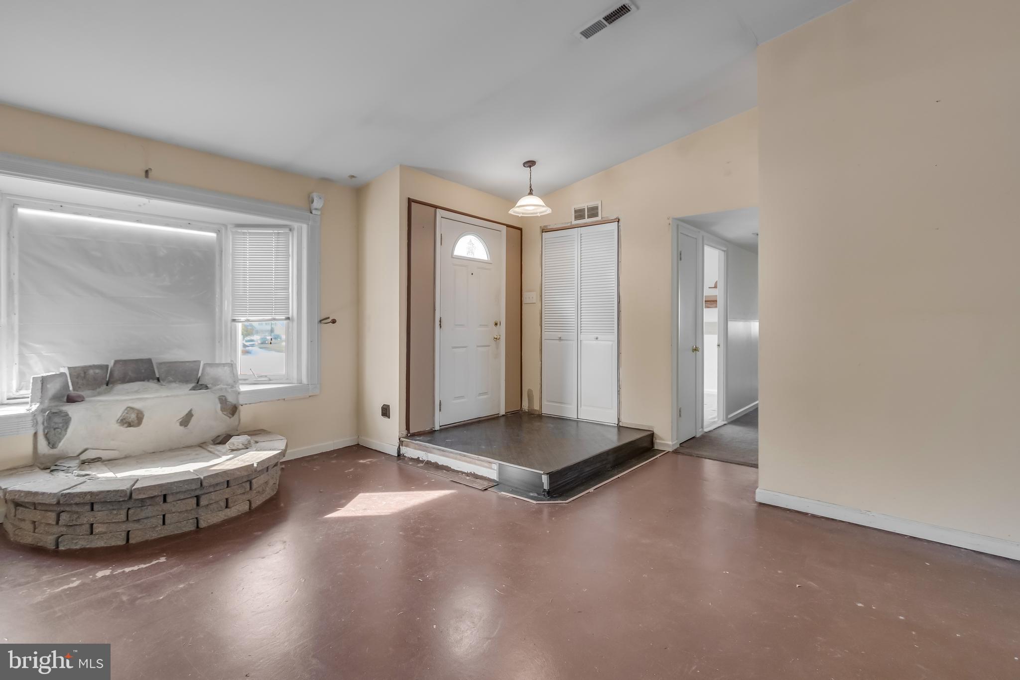 POINTER RIDGE AT COLLINGTON - Residential