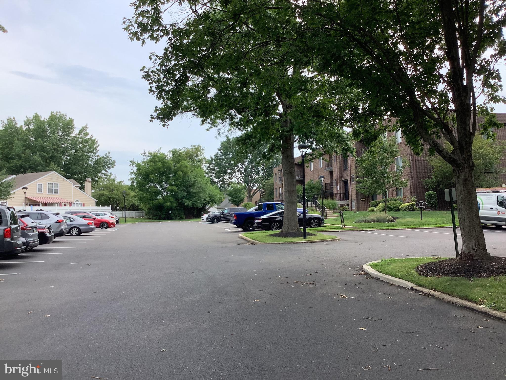 SUMMIT RIDGE - Residential