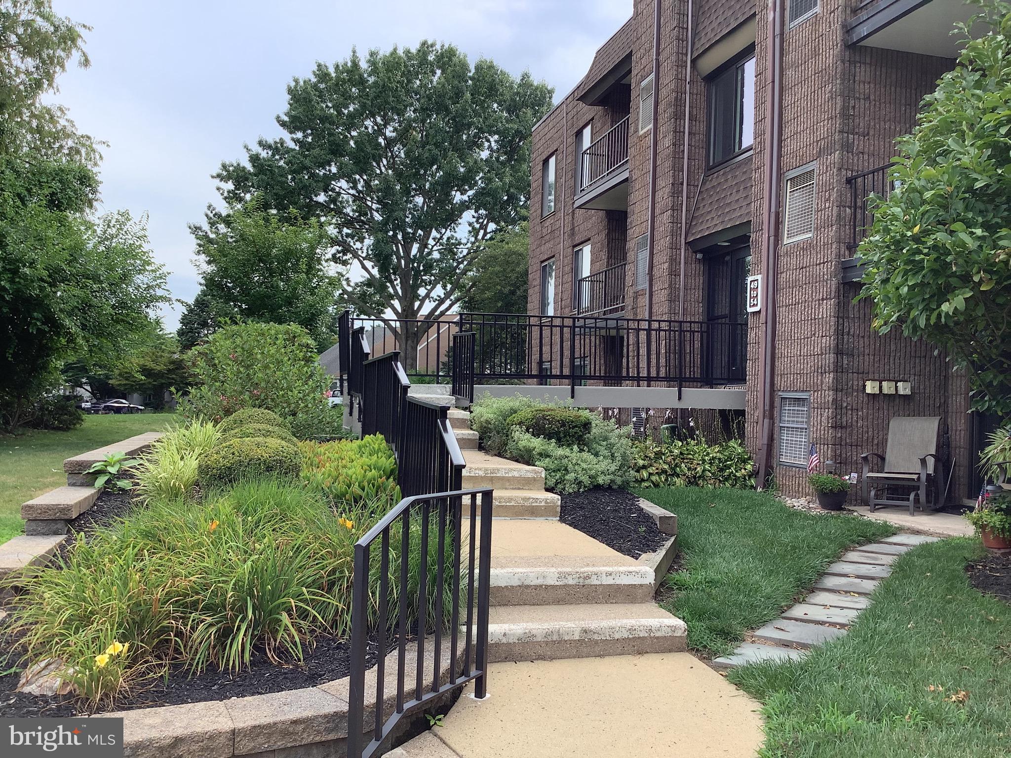 SUMMIT RIDGE - Residential