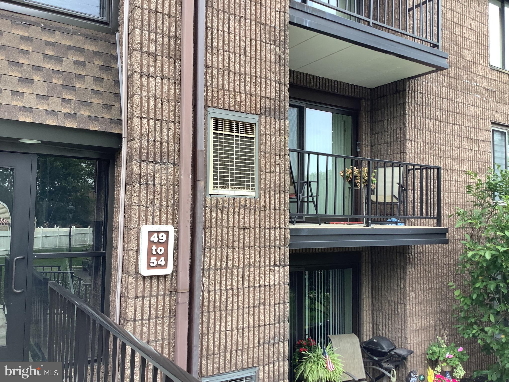 SUMMIT RIDGE - Residential