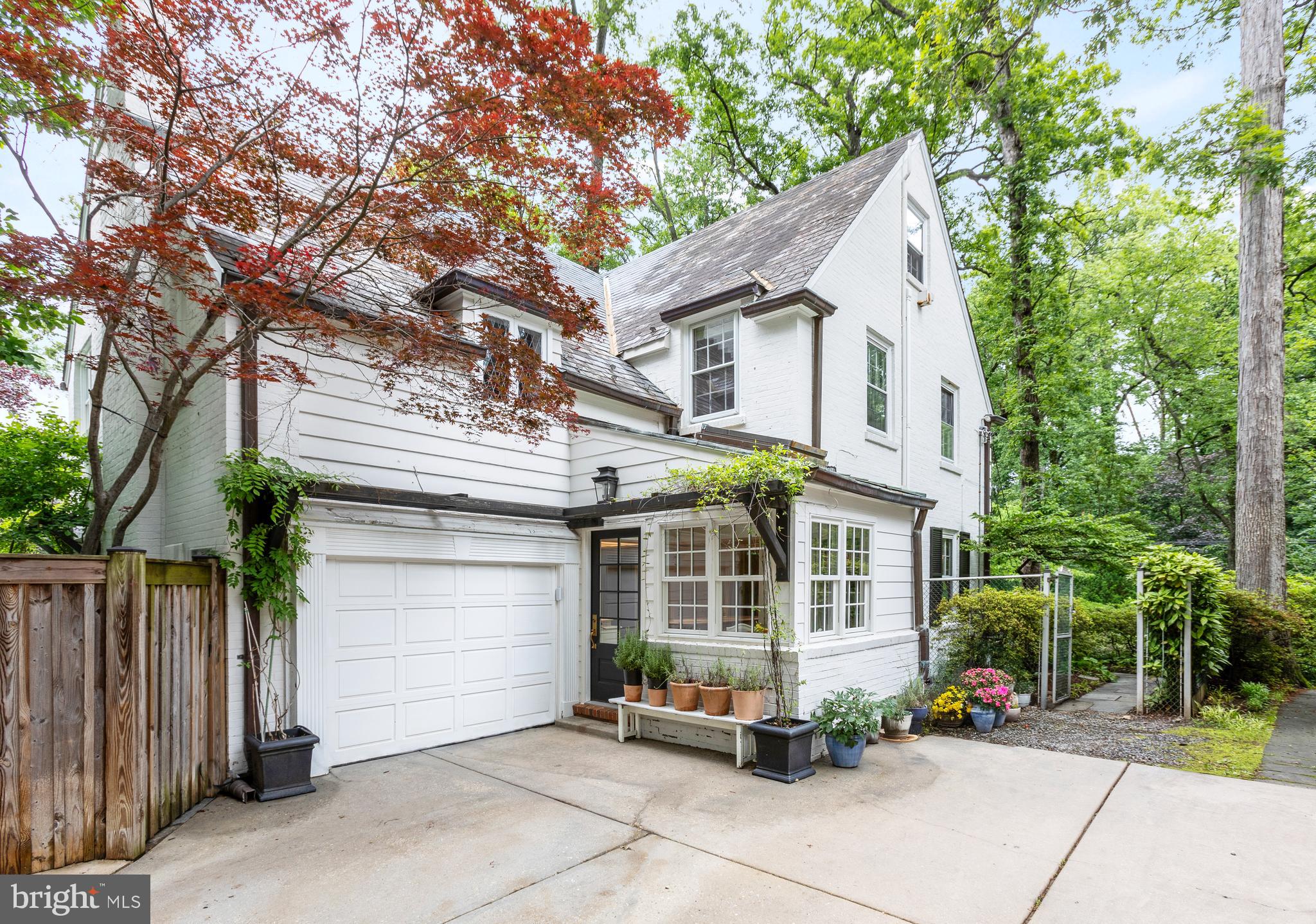 CHEVY CHASE - Residential