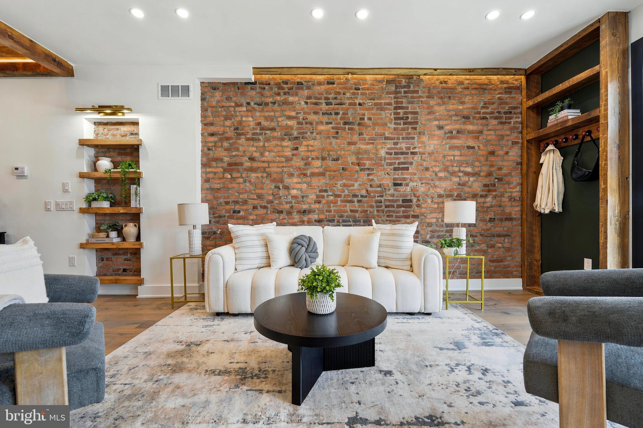 FISHTOWN - Residential