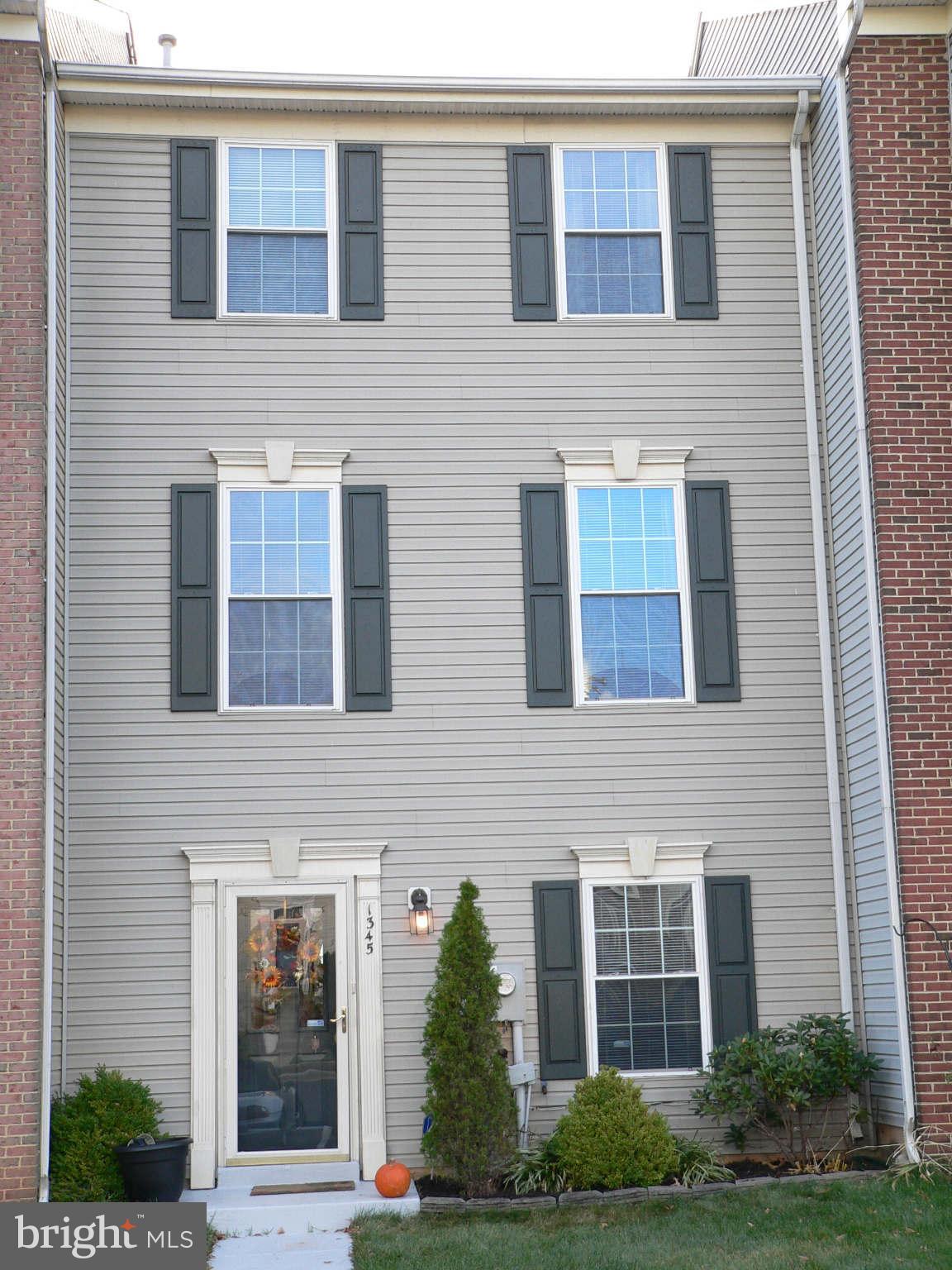 *** The home is Vacant - Pictures are from the Previous Rental.**  The Owner is looking for 650 credit scores or better. Contemporary Home in Move-in Condition (New Carpet)! This Sun-Filled, Spacious Home has an Updated Kitchen with a Morning Room, a Large Living Room, and Custom Flooring. The Lower Level (first level) has the 4th Bedroom, and the adjacent Spacious Recreation Room has a Walkout to the Private Fenced Backyard. Off the Kitchen-Morning Room, you have convenient access to the Deck that looks out to the Massive Open Courtyard. The Primary bedroom has a Super Bath with a Soaking Tub & Separate Shower, and a Walk-In Closet. Great Location; Shopping, restaurants, and Fort Meade are just minutes away.