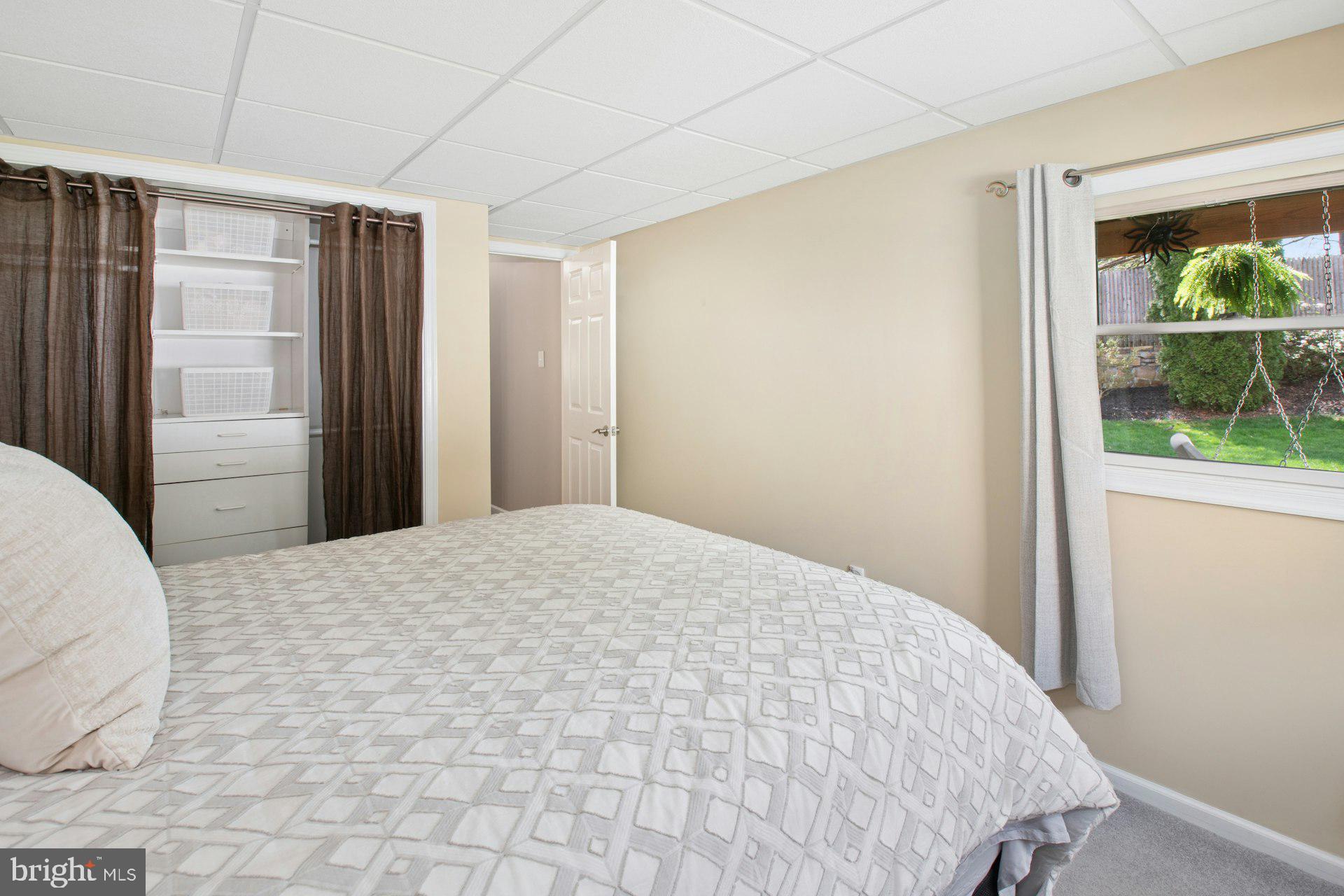CABIN RUN ESTS - Residential