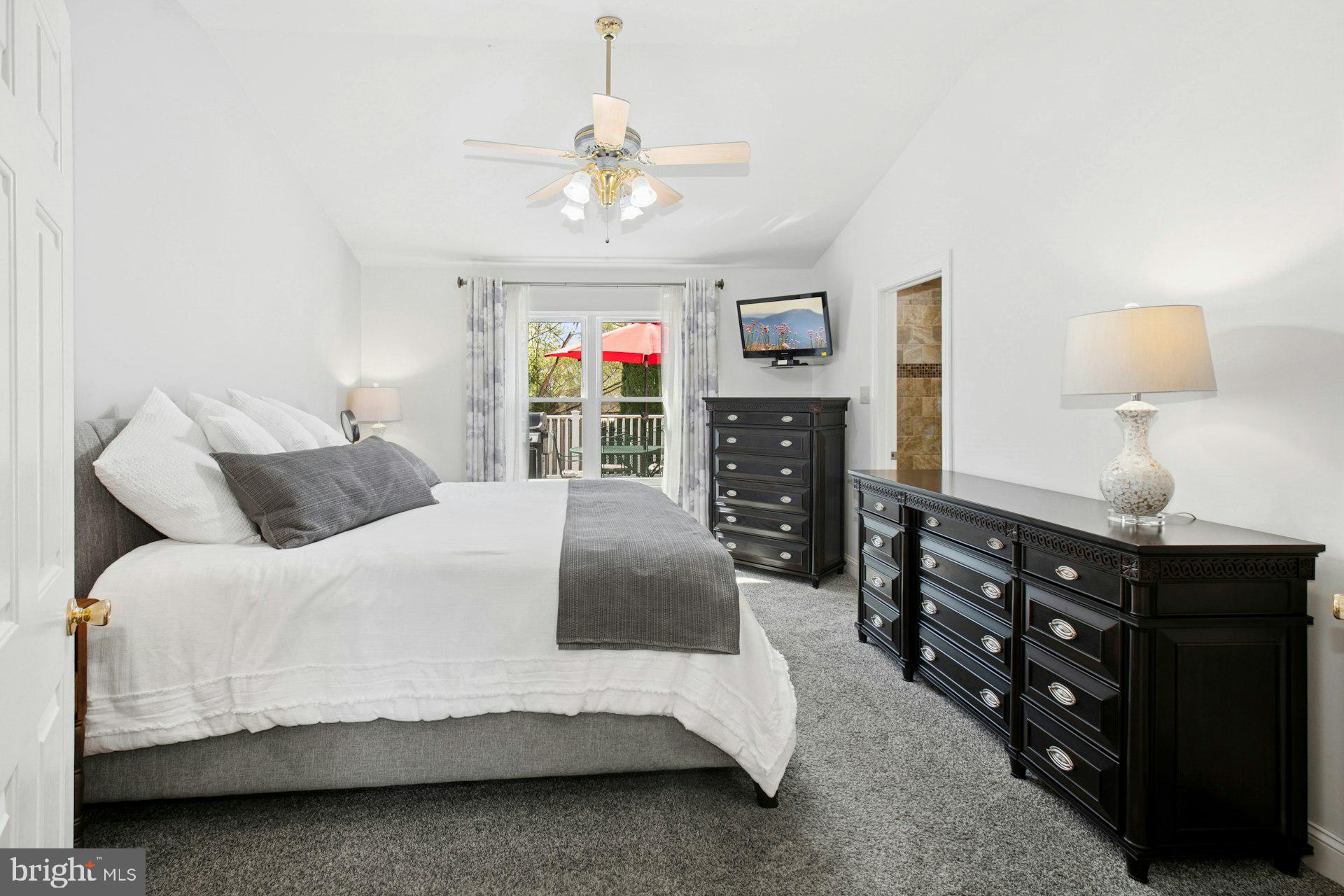 CABIN RUN ESTS - Residential
